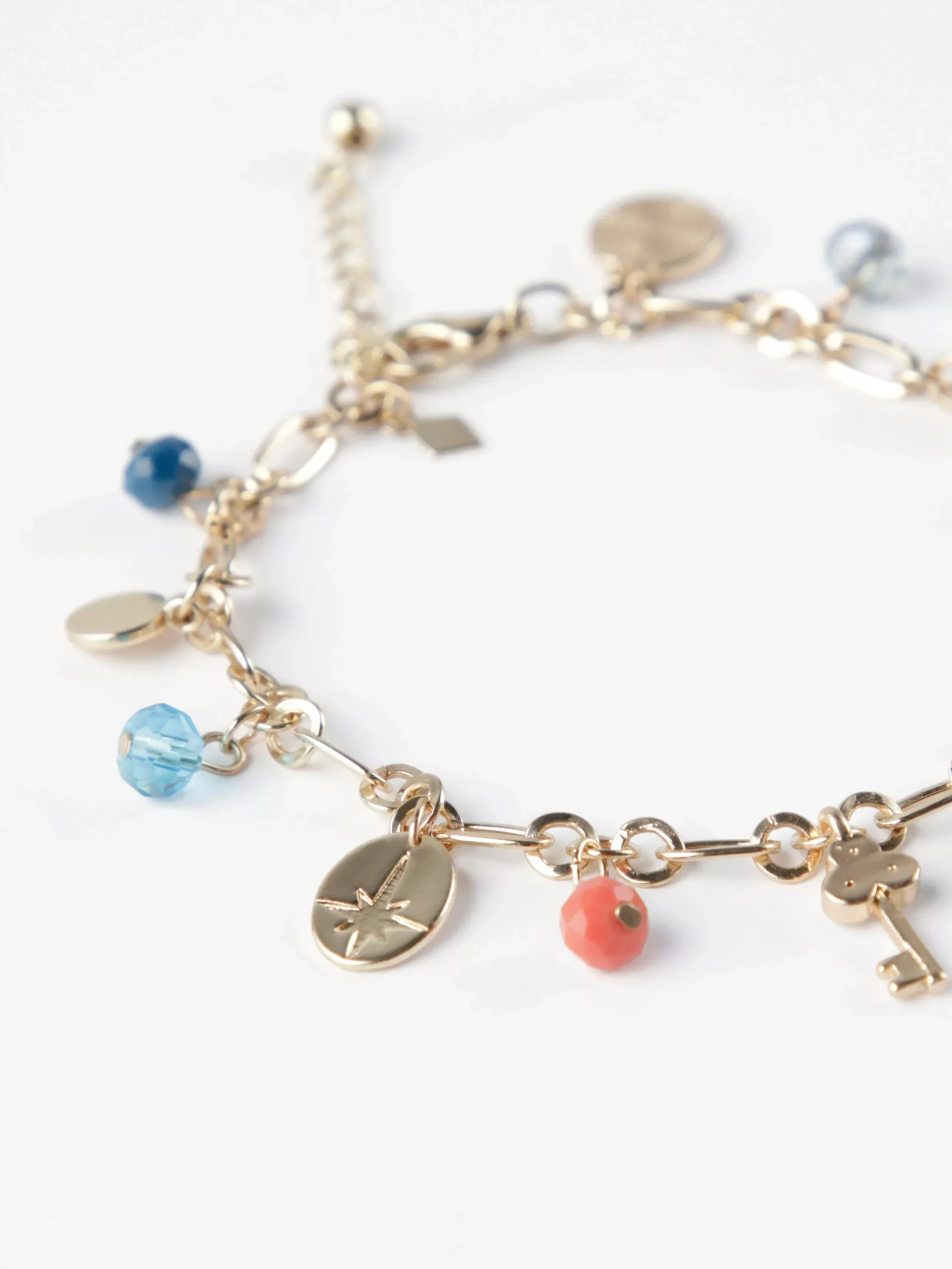 Accessoarer>Lindex Armband Med Berlocker Gold