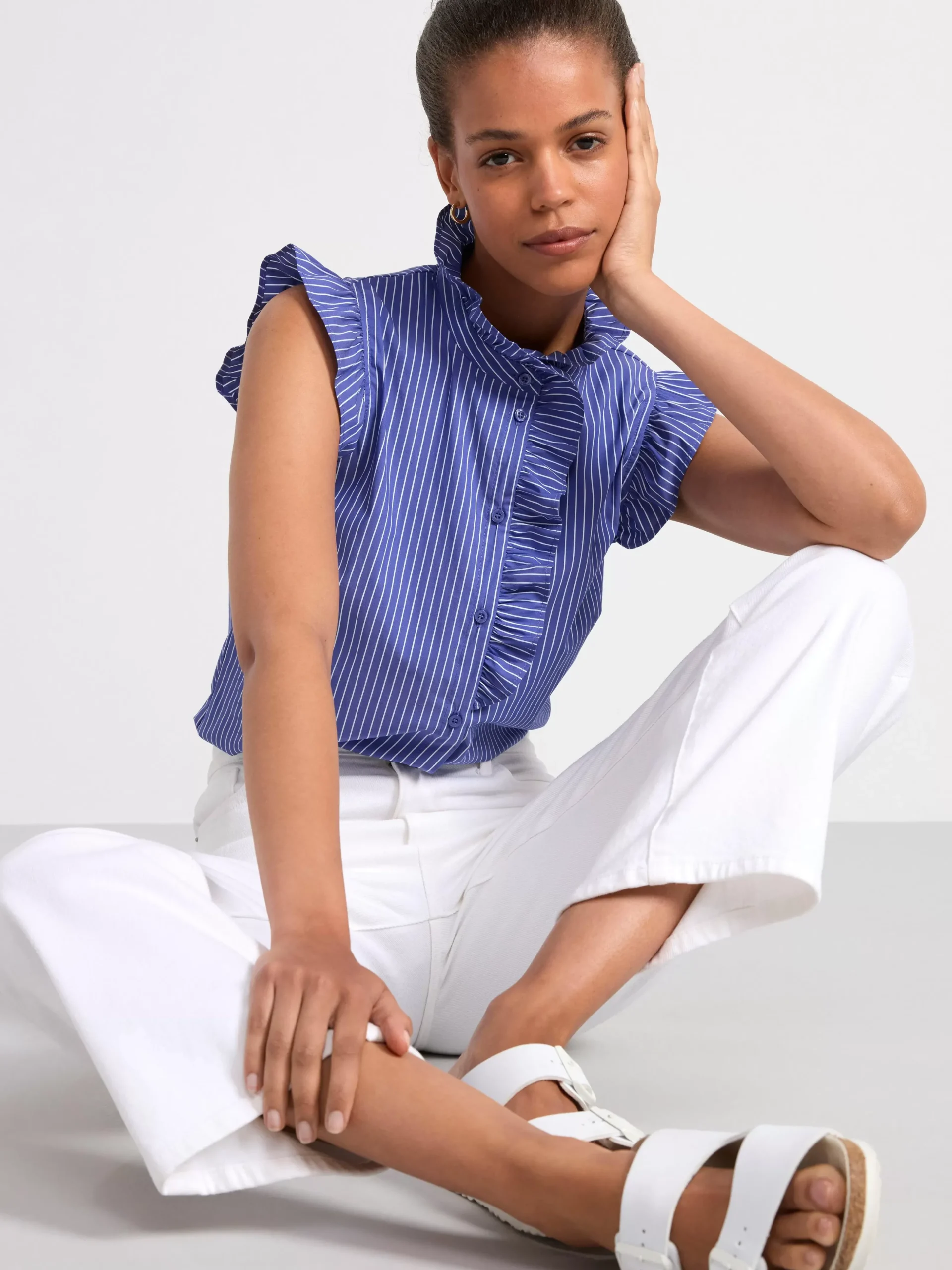 Blusar & Skjortor>Lindex Armlos Blus Med Volanger Blue