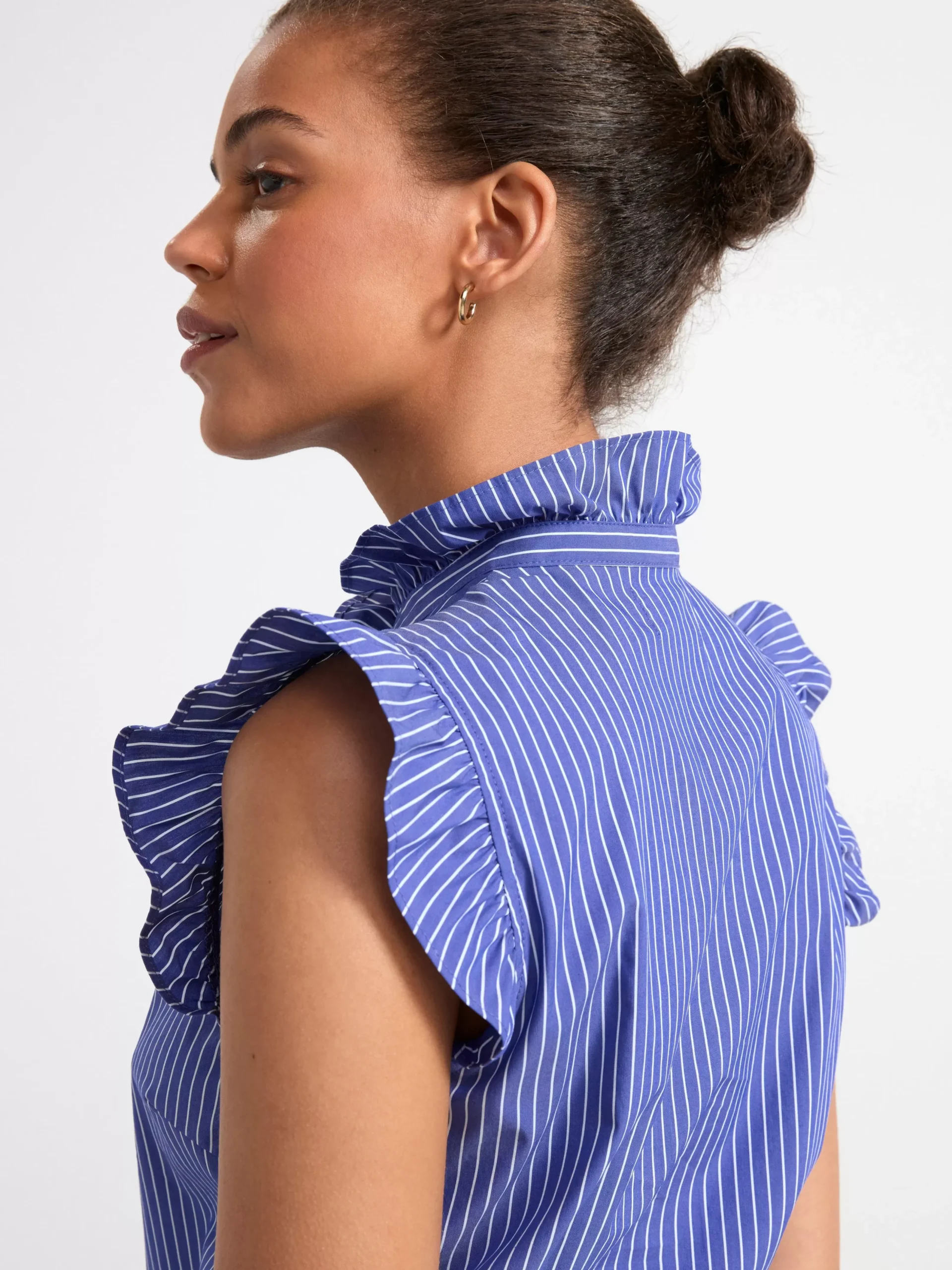 Blusar & Skjortor>Lindex Armlos Blus Med Volanger Blue