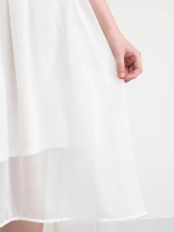 Klänningar><noscript><img width=