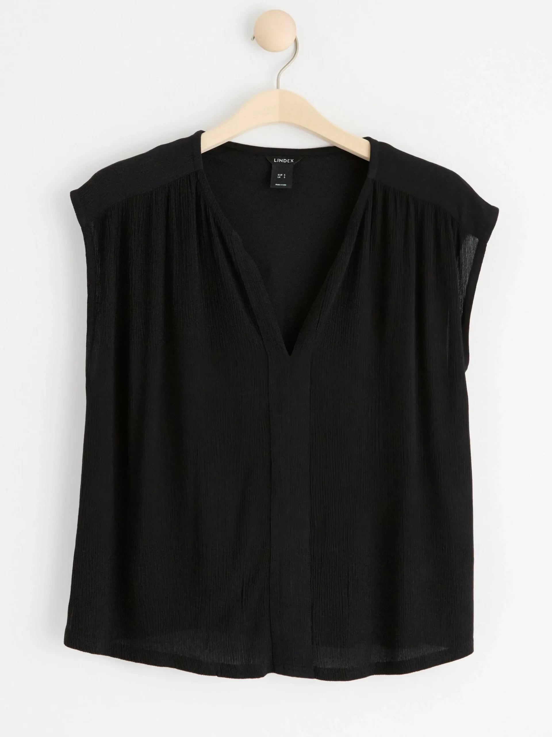 Toppar & T-Shirts>Lindex Armlos Topp Med V-Ringning Och Struktur Black