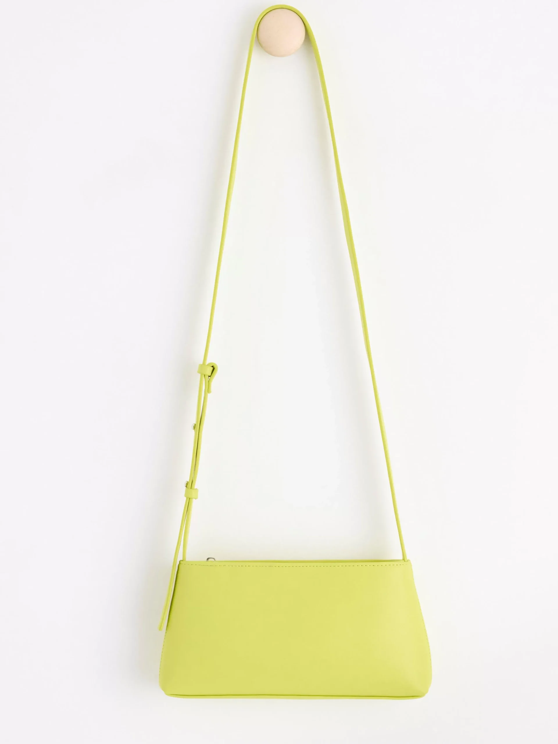 Accessoarer>Lindex Axelremsvaska Lime