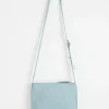 Accessoarer>Lindex Axelremsvaska Light Blue