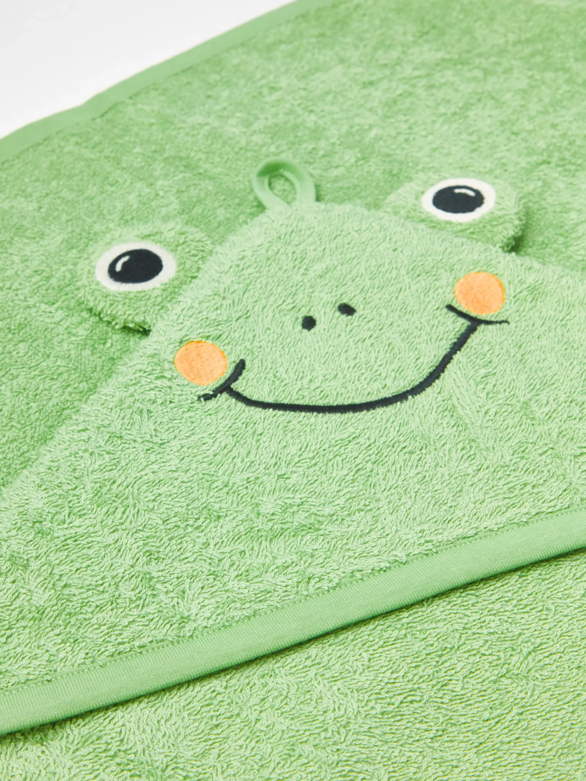 Nyfodd>Lindex Badhandduk I Frotte Med Grodhuva Green