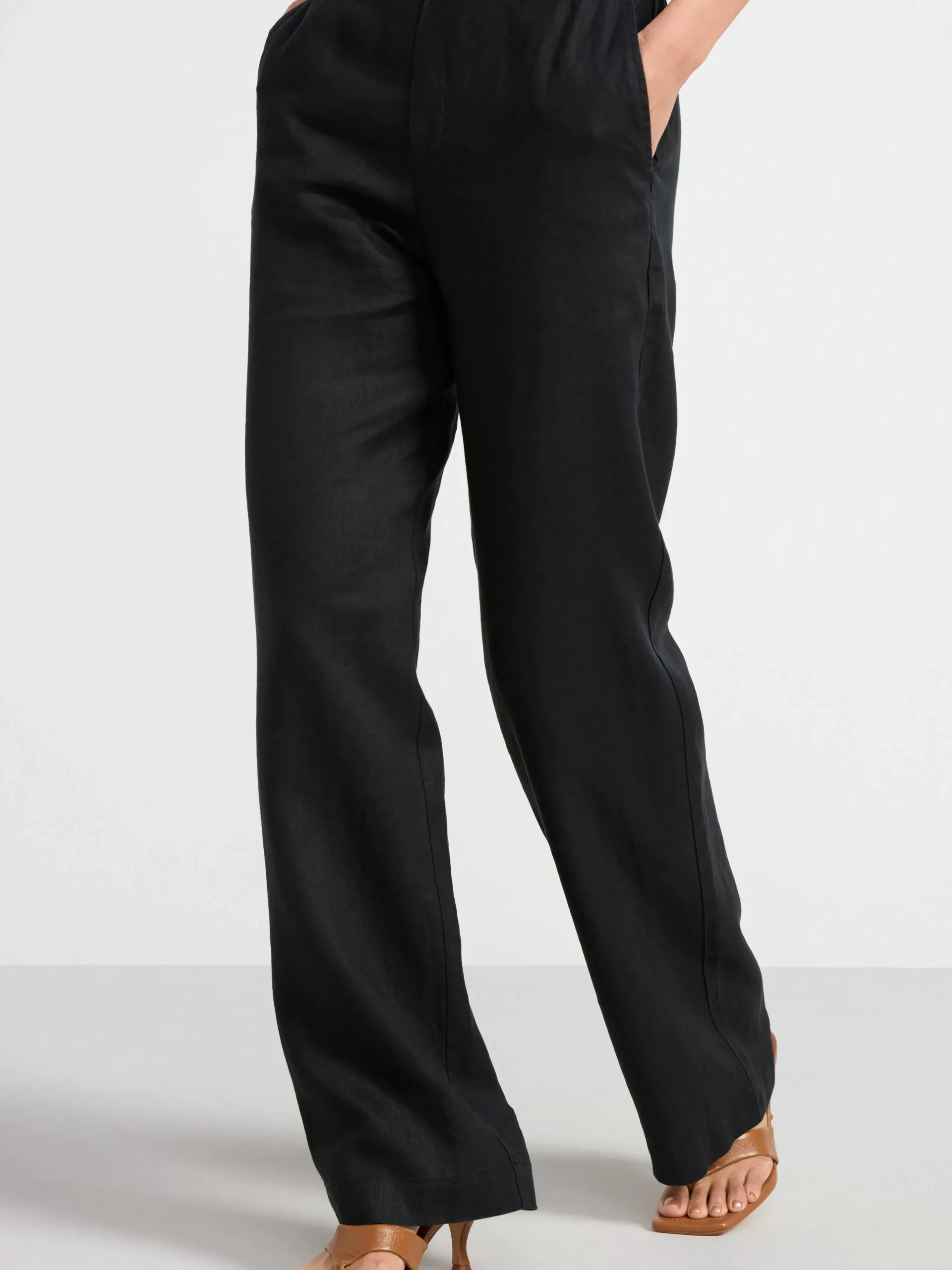 Byxor>Lindex Bella Rak Byxa I Linne Black