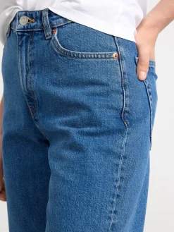 Jeans><noscript><img width=