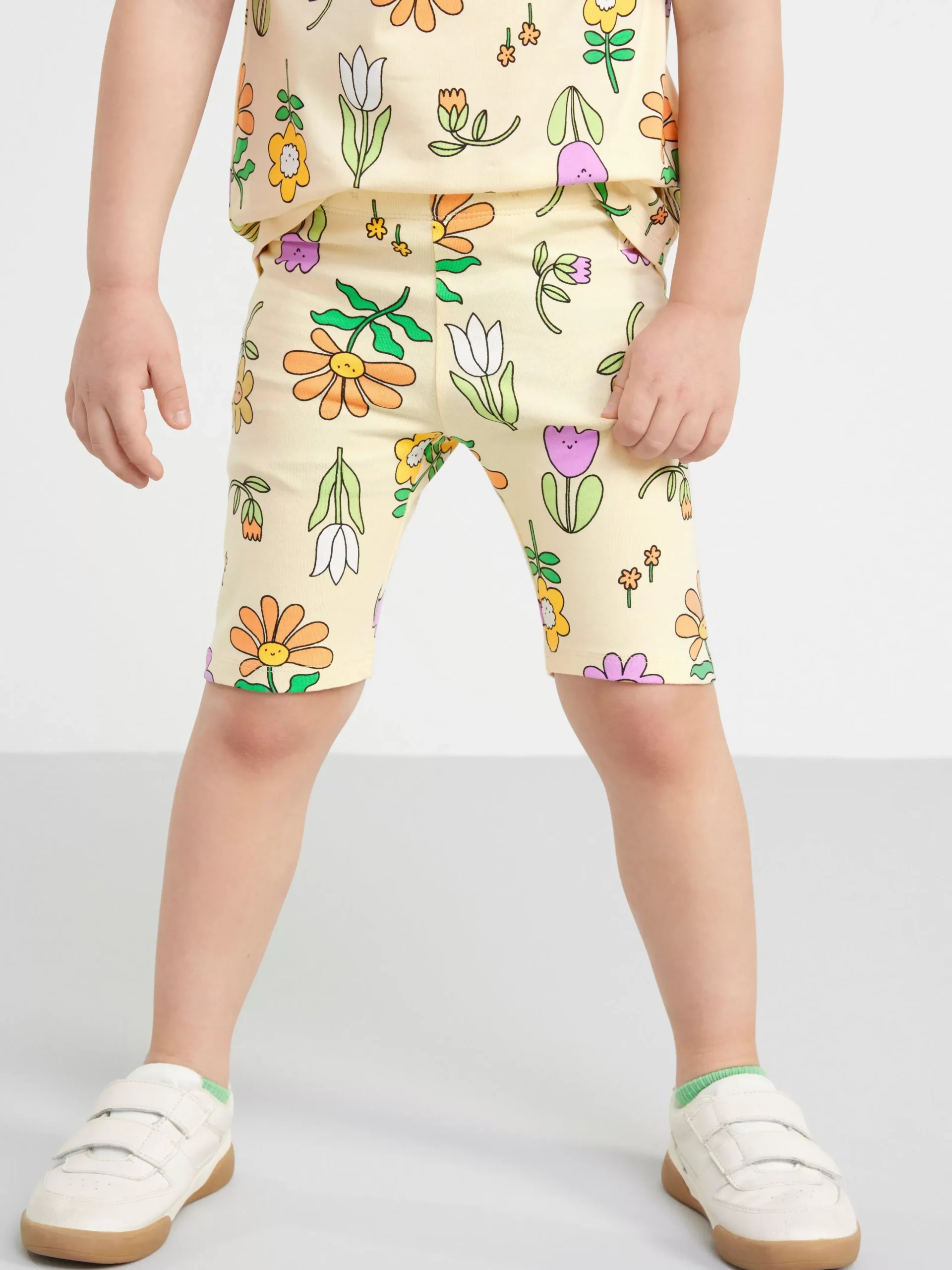 Byxor & Leggings>Lindex Blommig Cykelbyxa Light Yellow