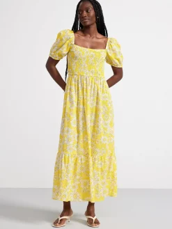 Klänningar>Lindex Blommig Klanning Med Smock Yellow