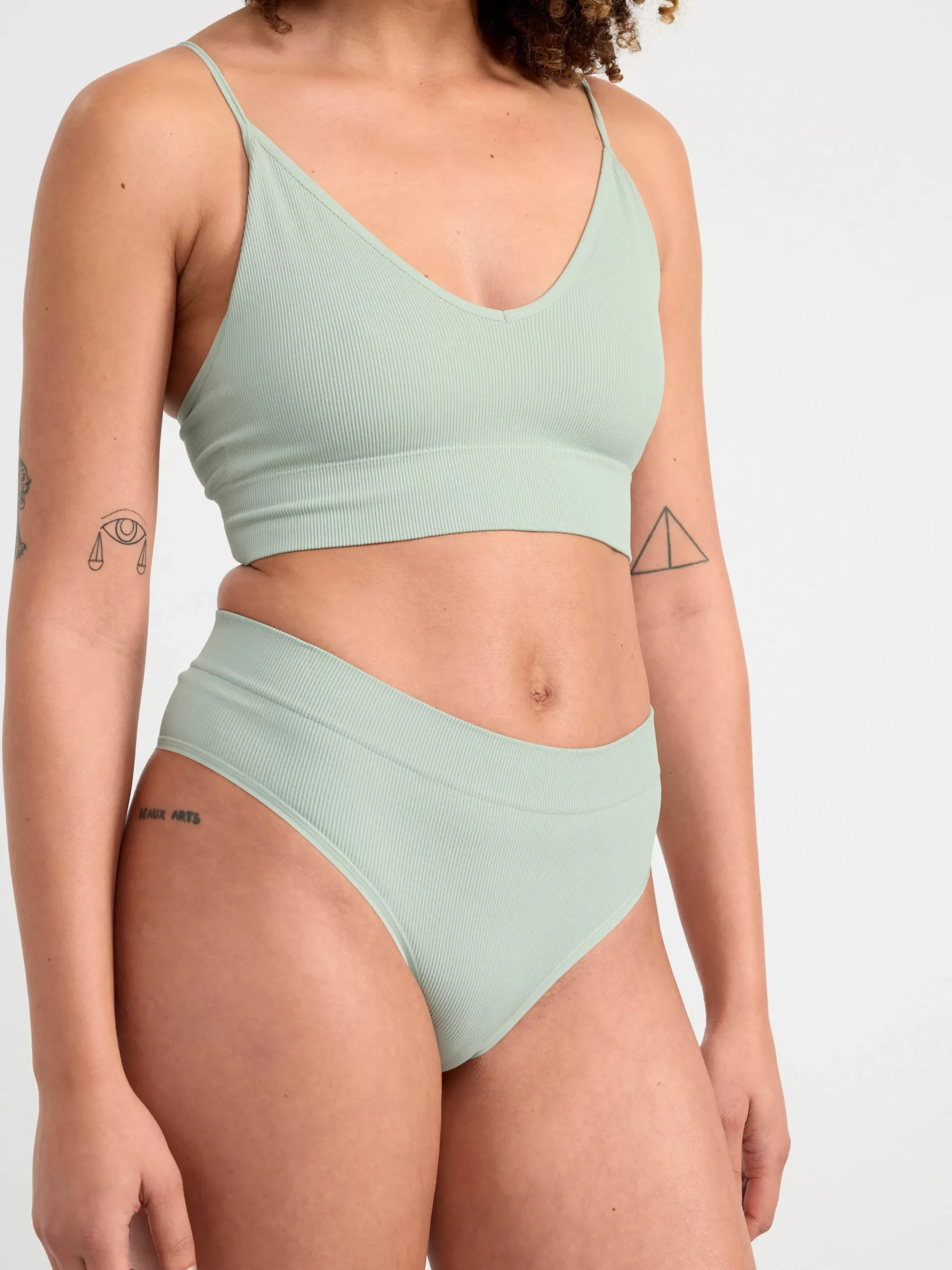 Trosor>Lindex Brazilian High Waist Seamless Trosa Light Dusty Green