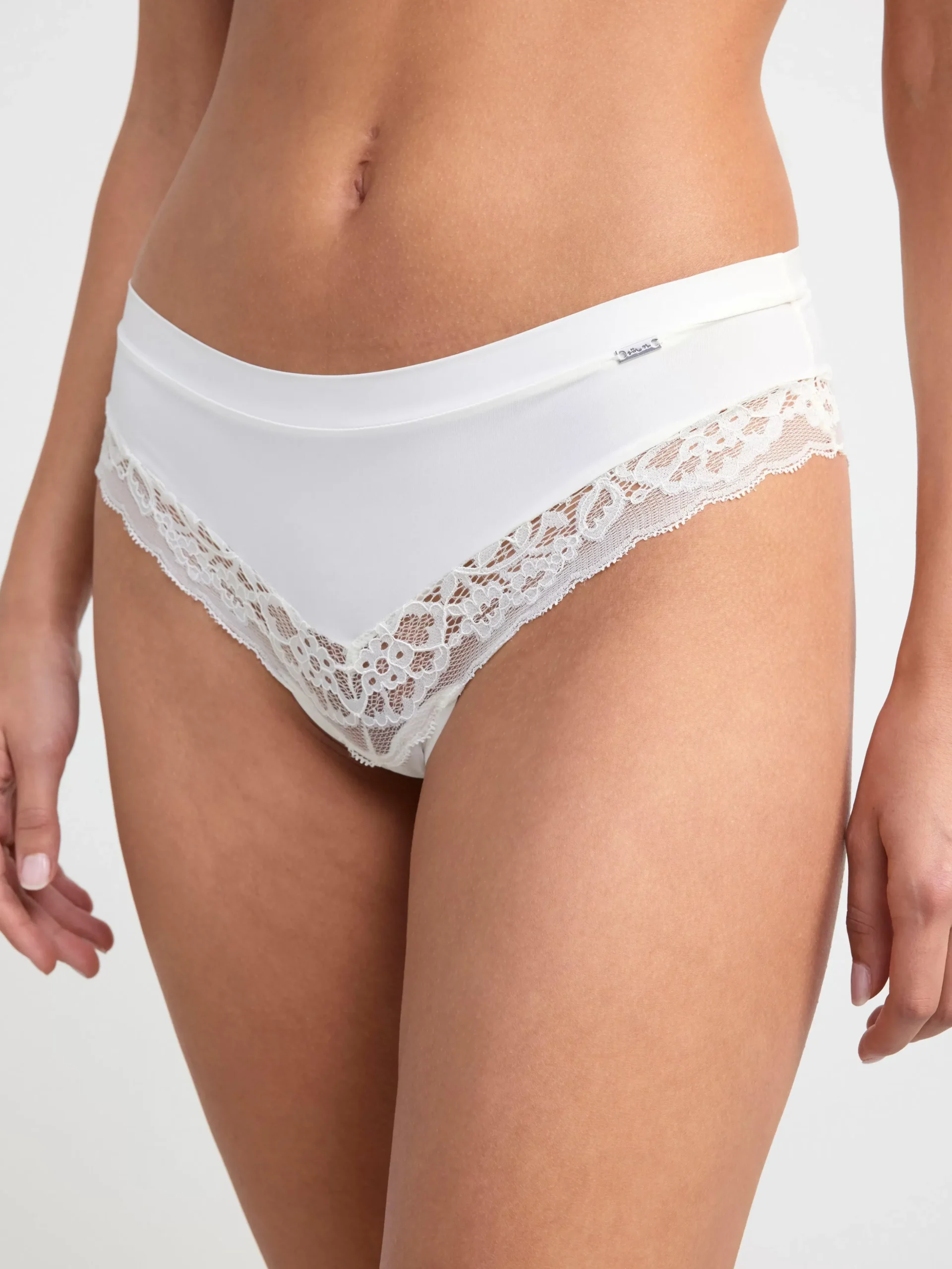 Trosor>Lindex Brazilian Trosa Low Waist Med Spets Light White