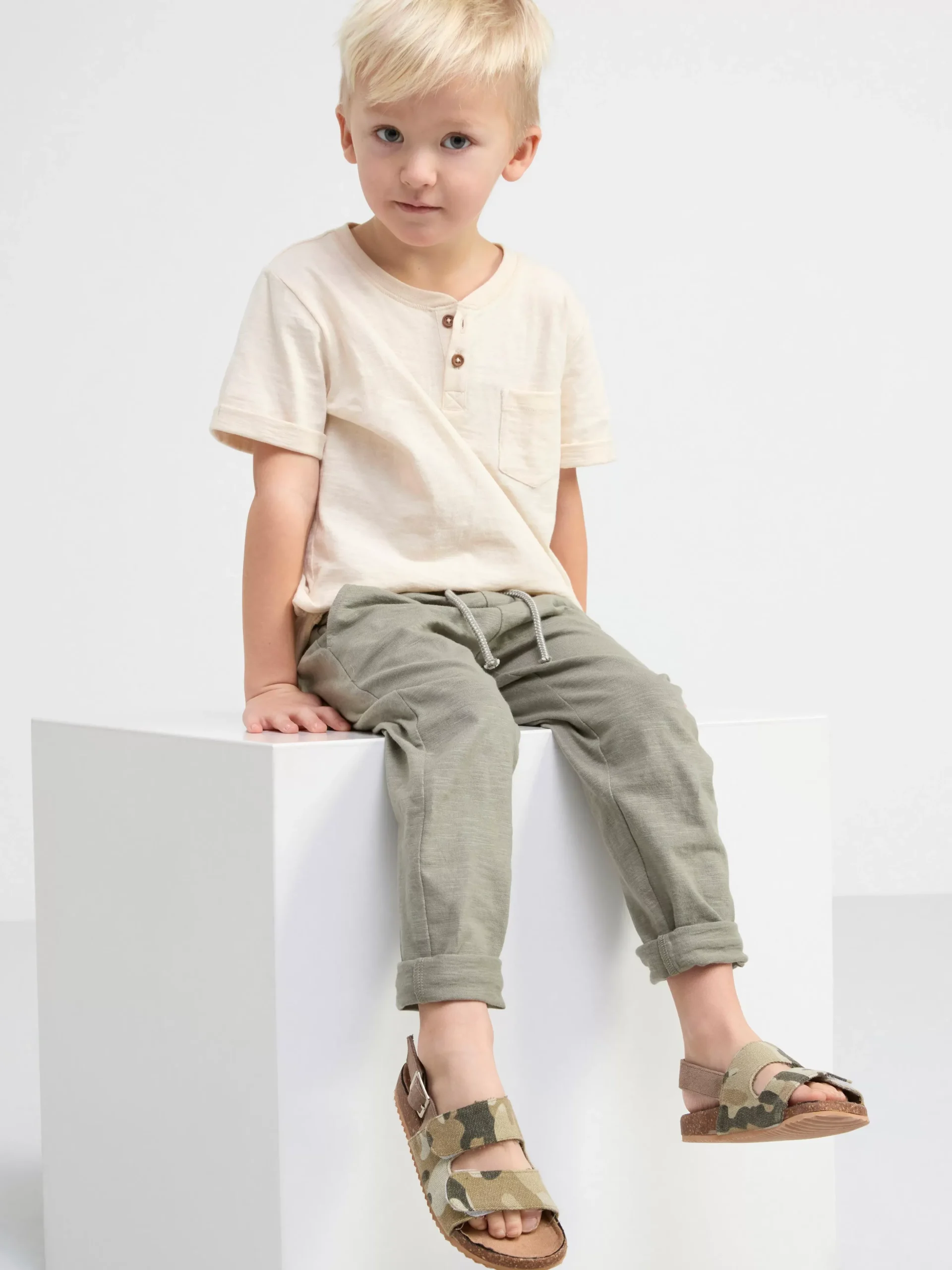 Byxor & Leggings>Lindex Byxa I Slubtrika Light Dusty Khaki