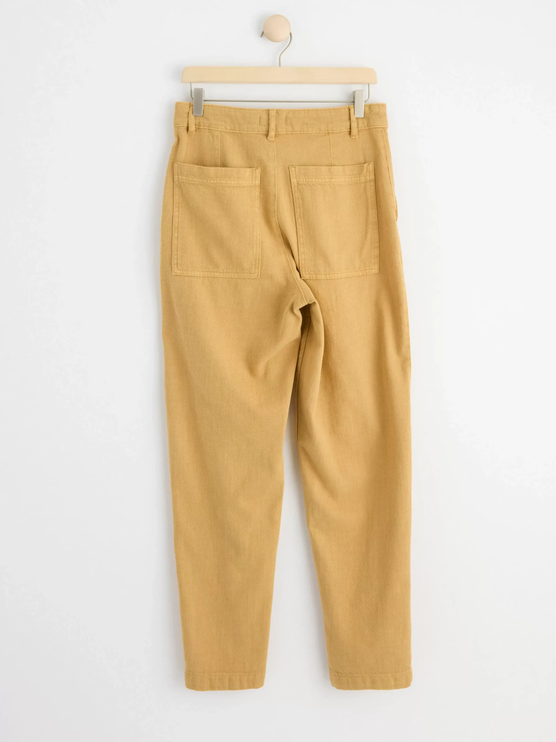 Byxor>Lindex Byxa Med Avsmalnat Ben Och Stora Fickor Dusty Yellow