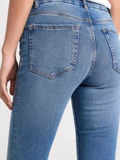 Jeans><noscript><img width=