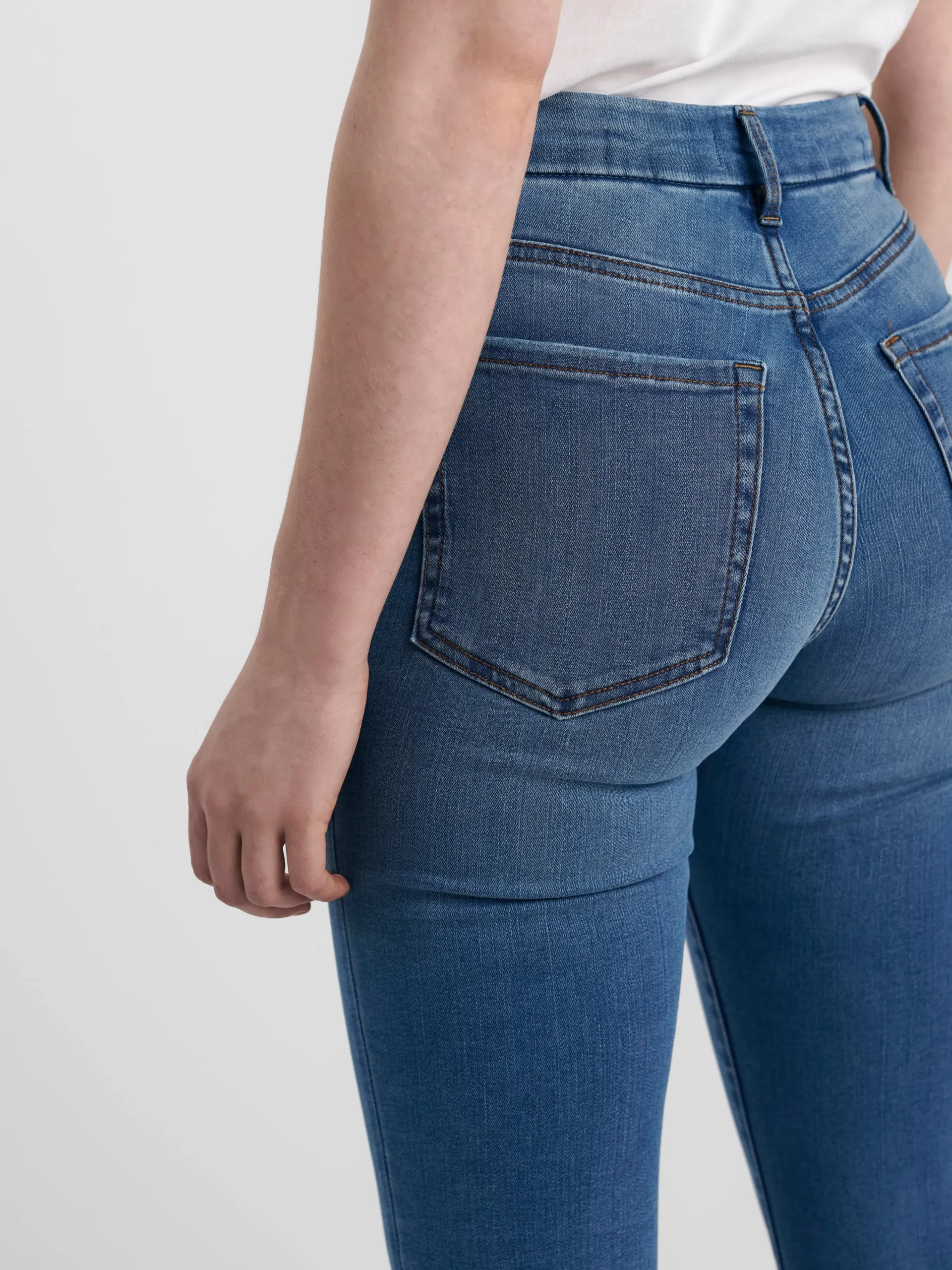 Jeans>Lindex Clara Curve Superstretch-Jeans Med High Waist Denim