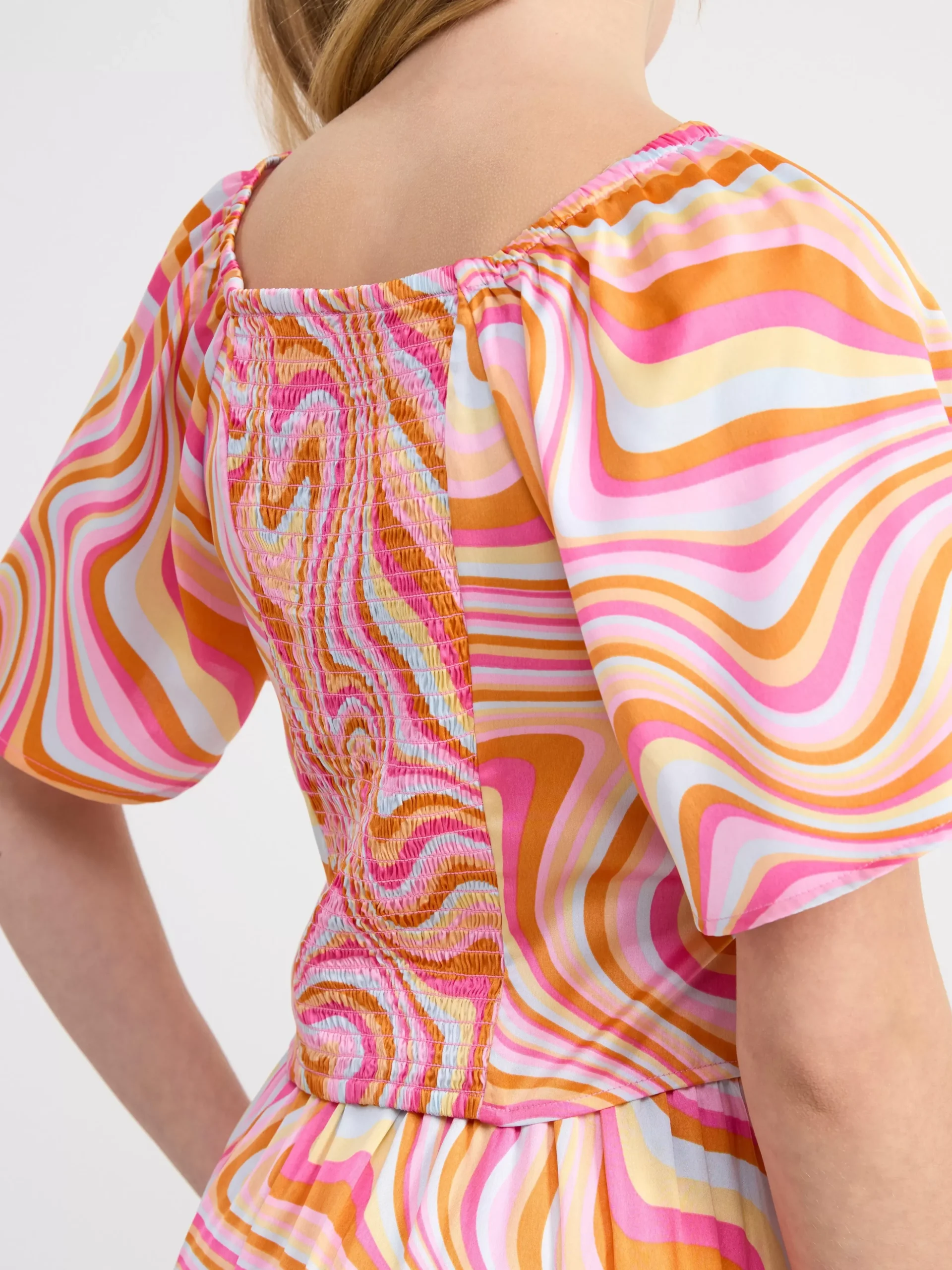 Toppar & T-Shirts>Lindex Croppad Satinblus Light Orange