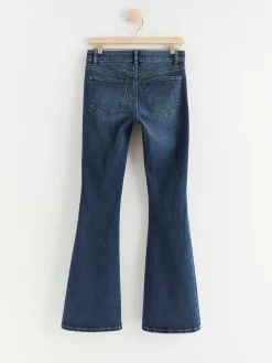 Jeans>Lindex Freja Jeans Med Utsvangt Ben, Superstretch Och Normalhog Midja Washed Denim