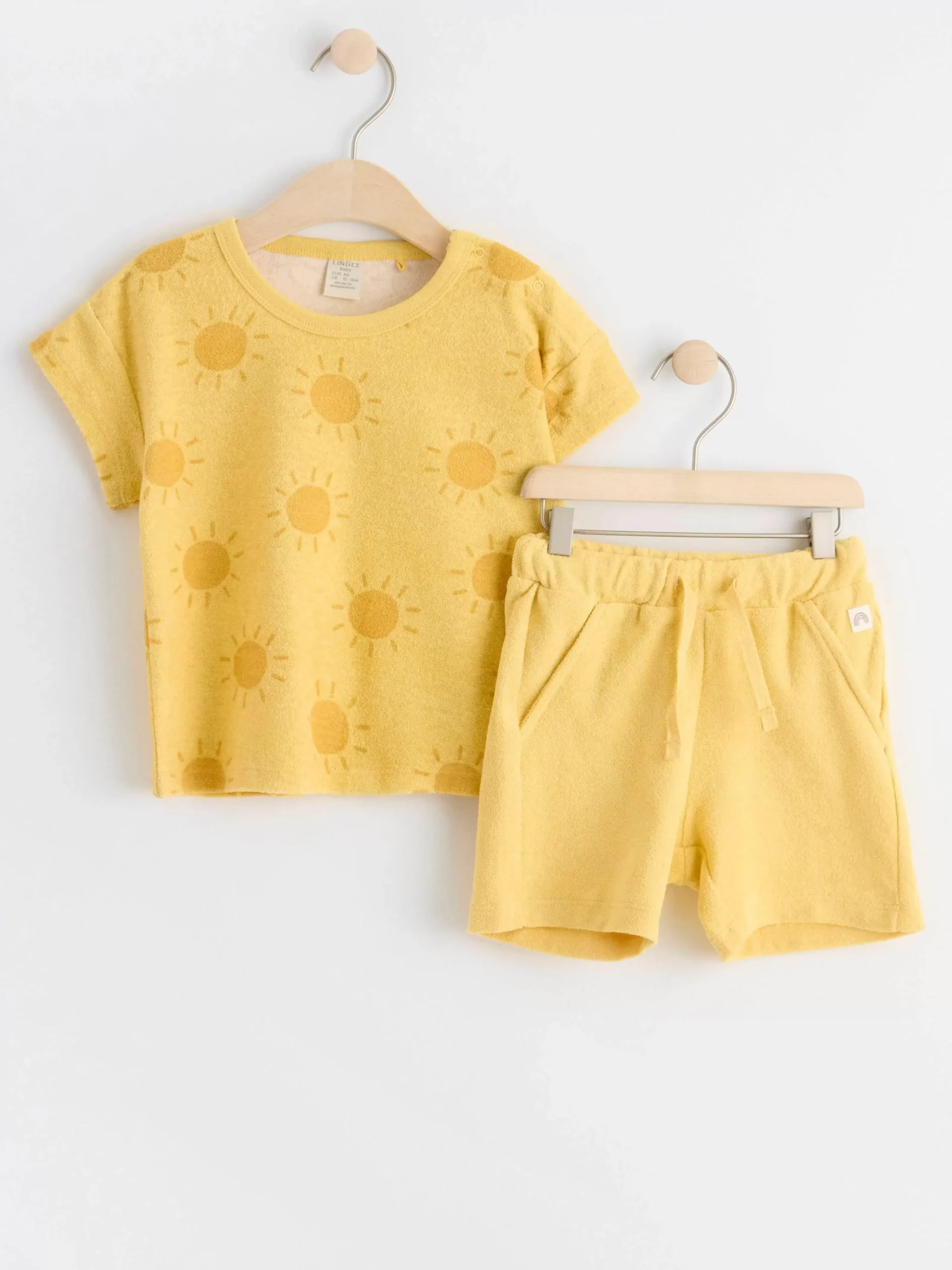 Jumpsuits & Onesies>Lindex Frotteset Med Topp Och Shorts Light Dusty Yellow