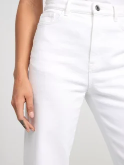 Jeans><noscript><img width=