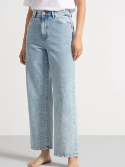 Jeans><noscript><img width=