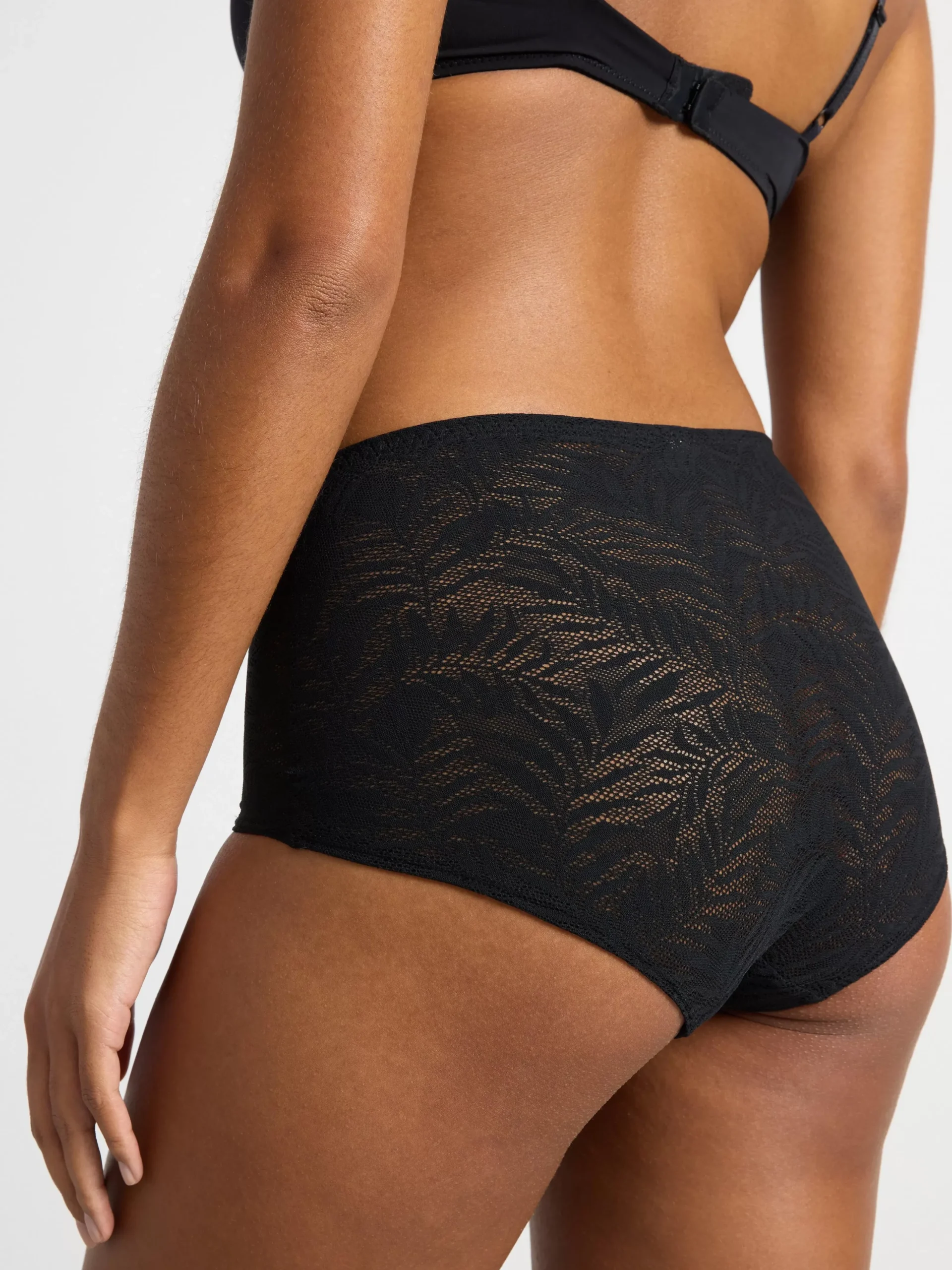 Trosor>Lindex High Waist Trosa Med Spets Black