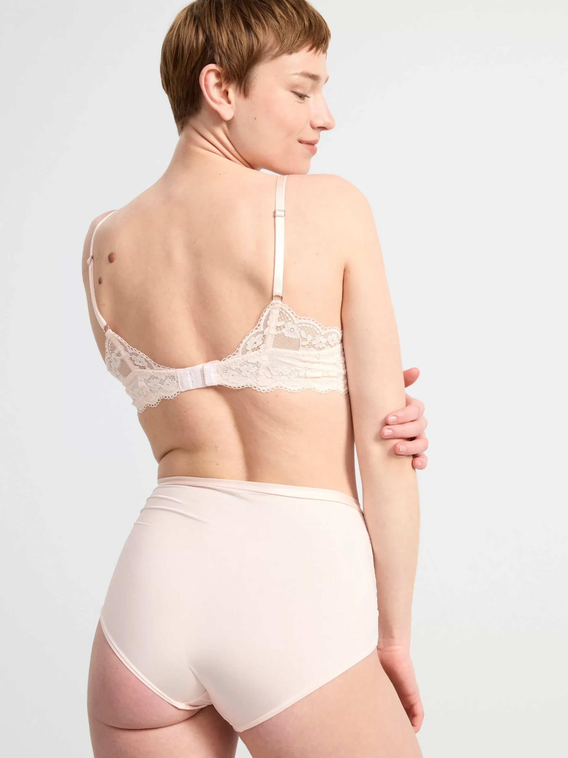 Trosor>Lindex High Waist Trosa Med Spets Lt Pink