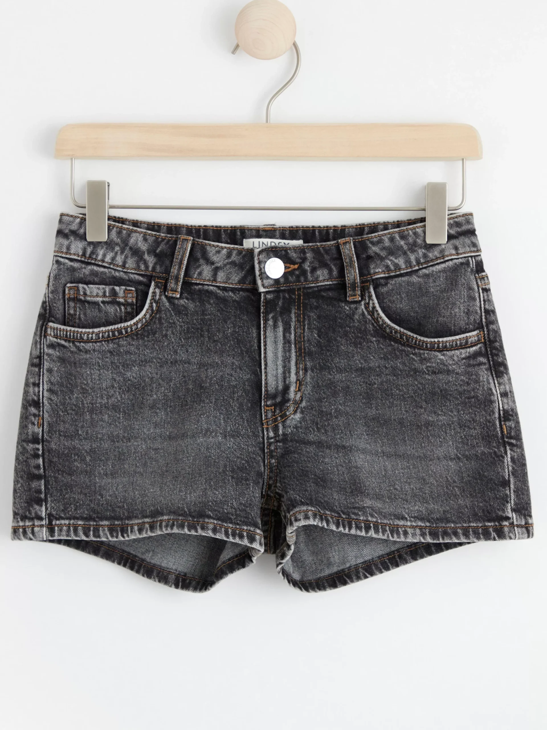 Byxor & Leggings>Lindex Jeansshorts Med Normalhog Midja Och Smala Ben Off-Black