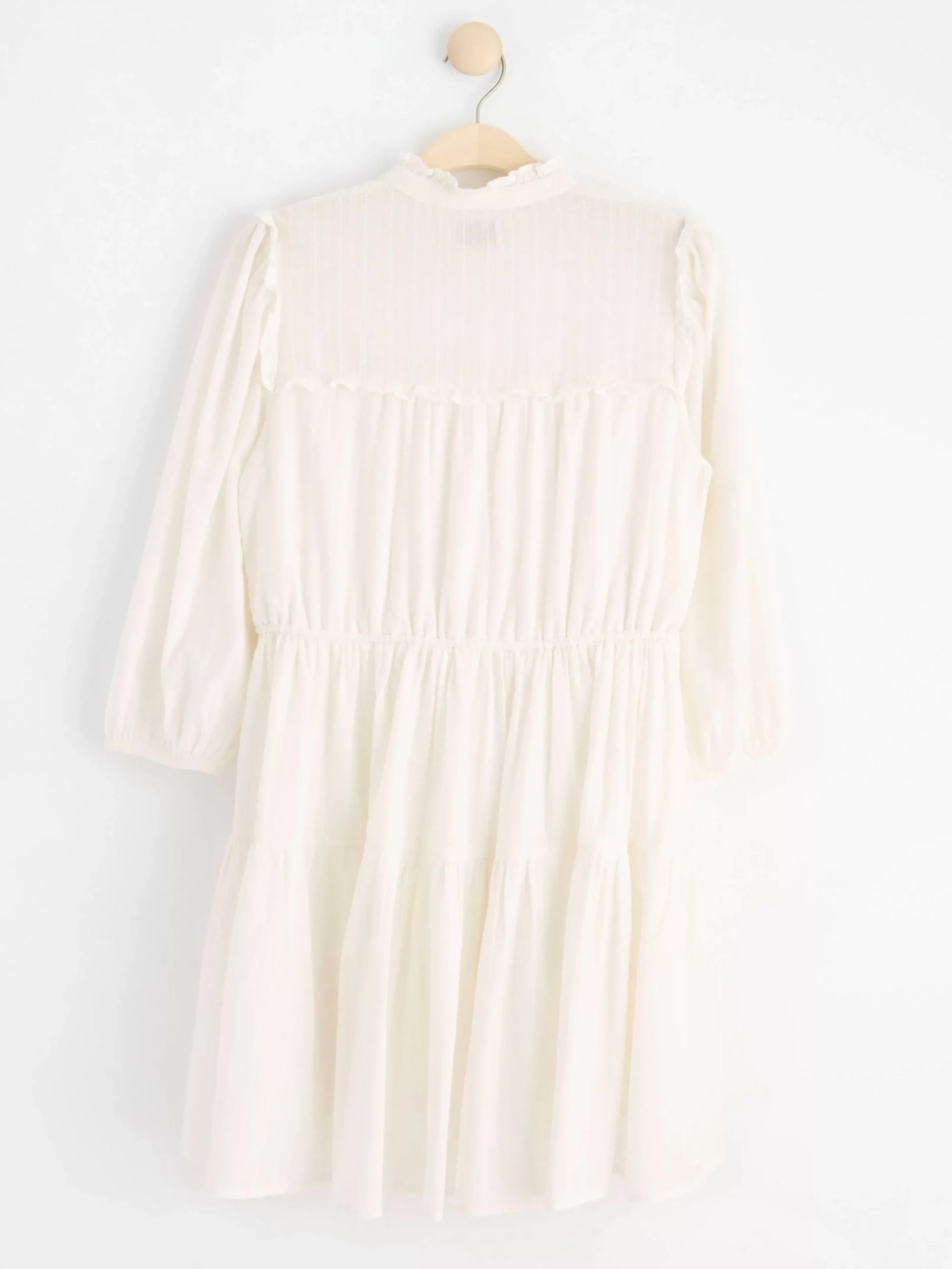 Klänningar>Lindex Klanning Med Broderie Anglaise Och Volangdetaljer Off White