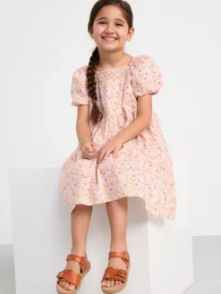 Klänningar>Lindex Klanning Med Puffarm Och Blommor Light Pink
