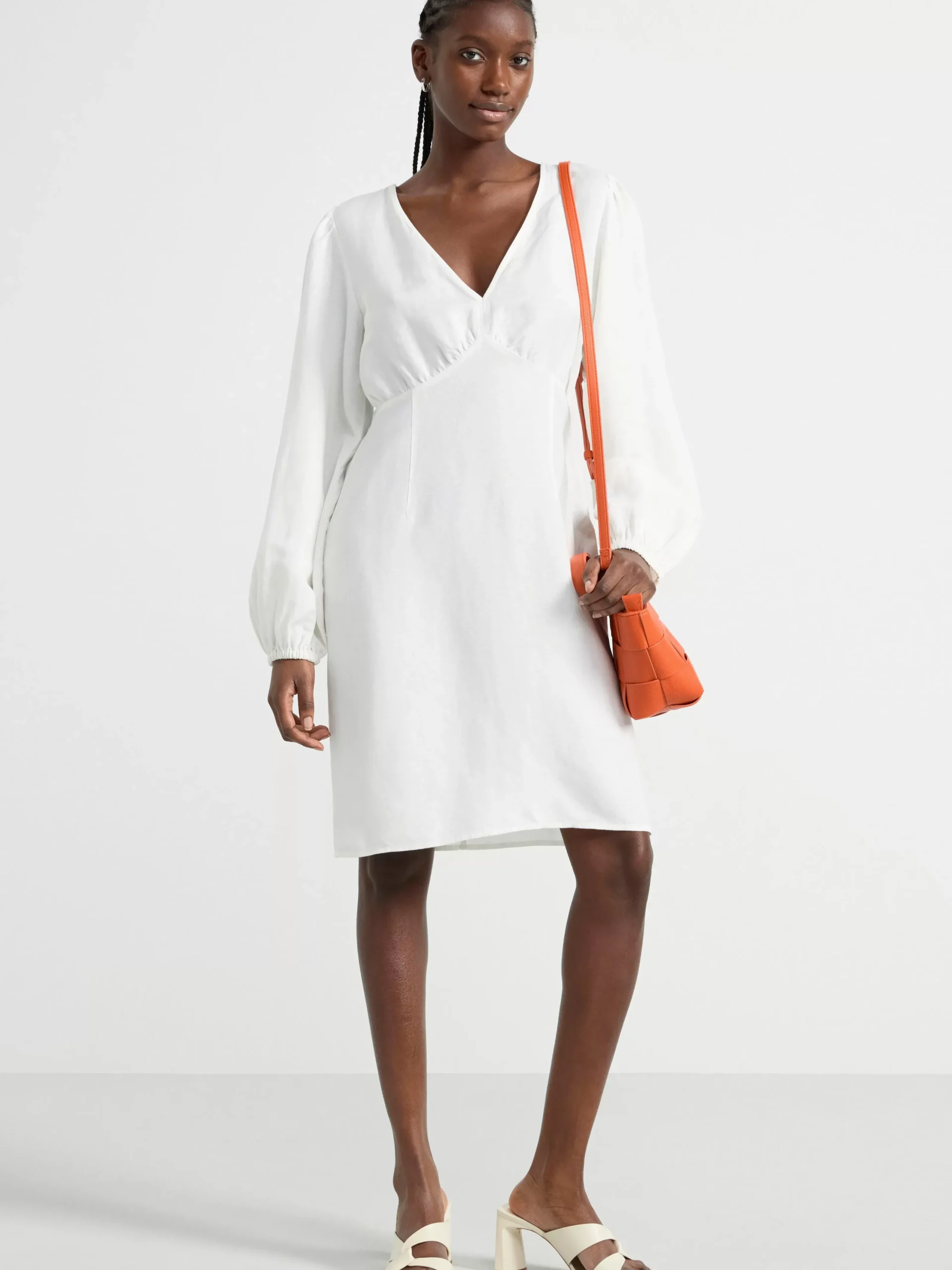 Klänningar>Lindex Kort Klanning I Linneblandning Off White