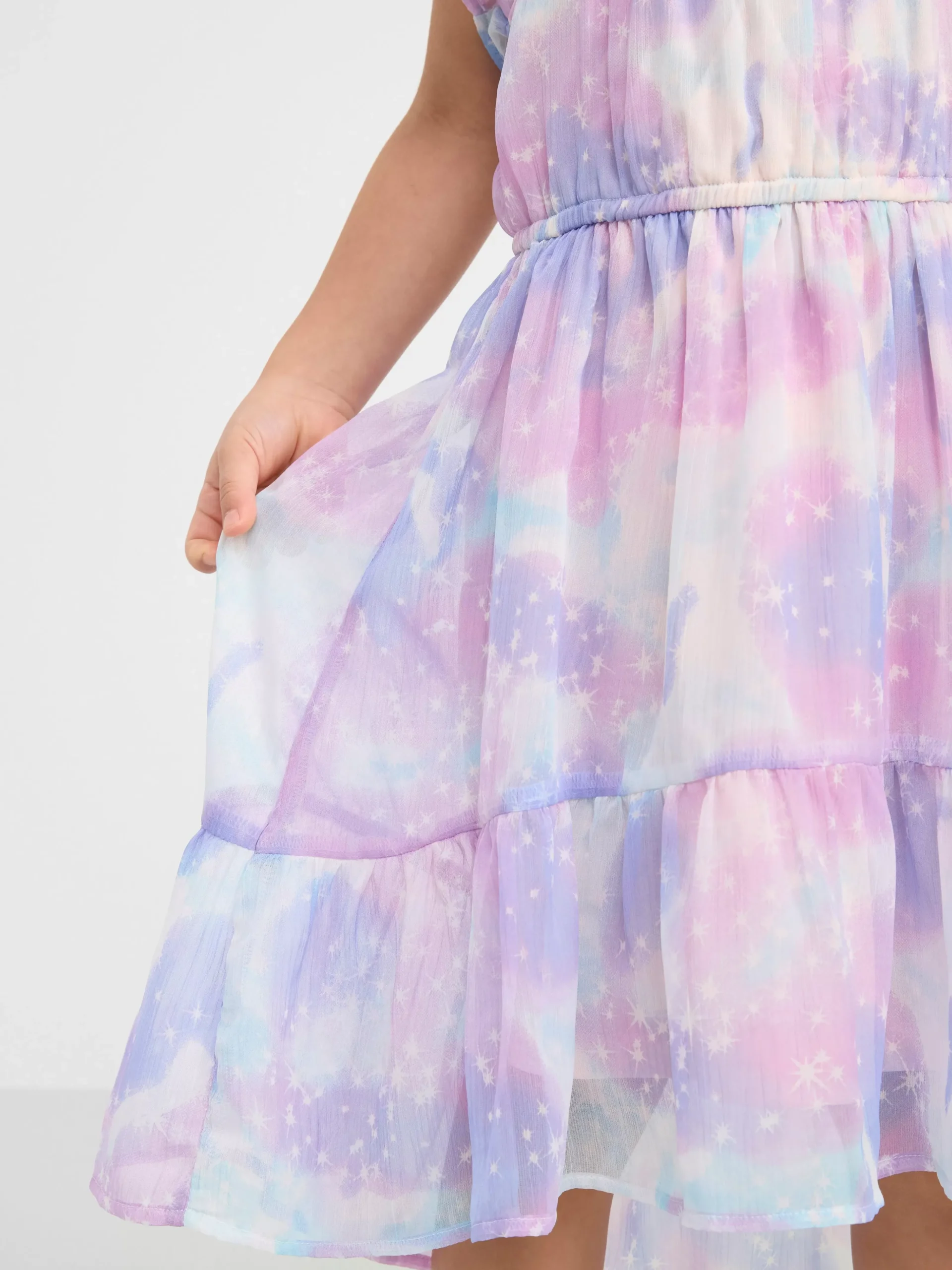 Klänningar>Lindex Kortarmad Chiffongklanning Som Ar Langre Baktill An Framtill Light Dusty Pink