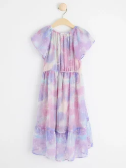 Klänningar><noscript><img width=