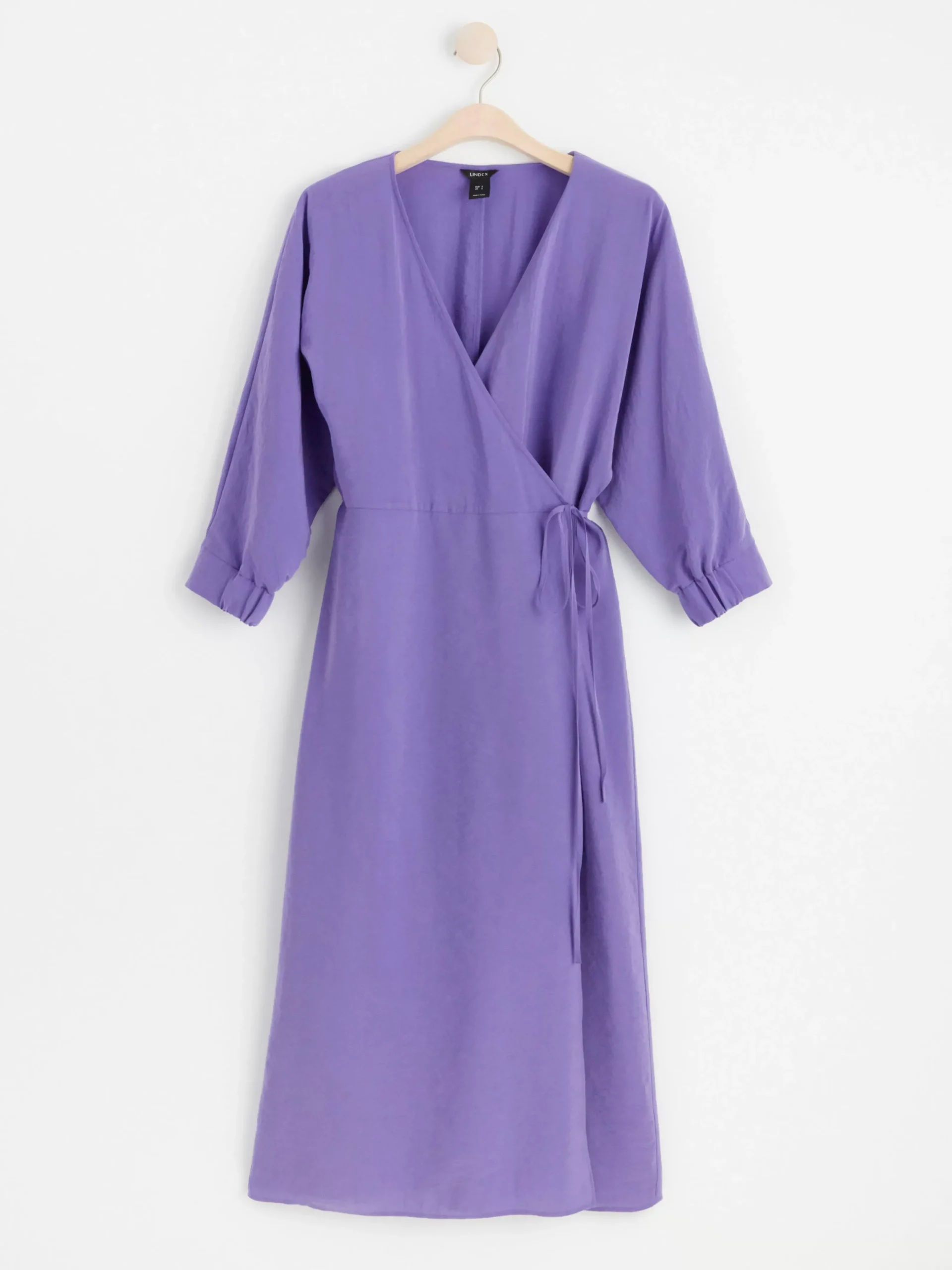 Klänningar>Lindex Kortarmad Klanning I Omlottdesign Strong Lilac