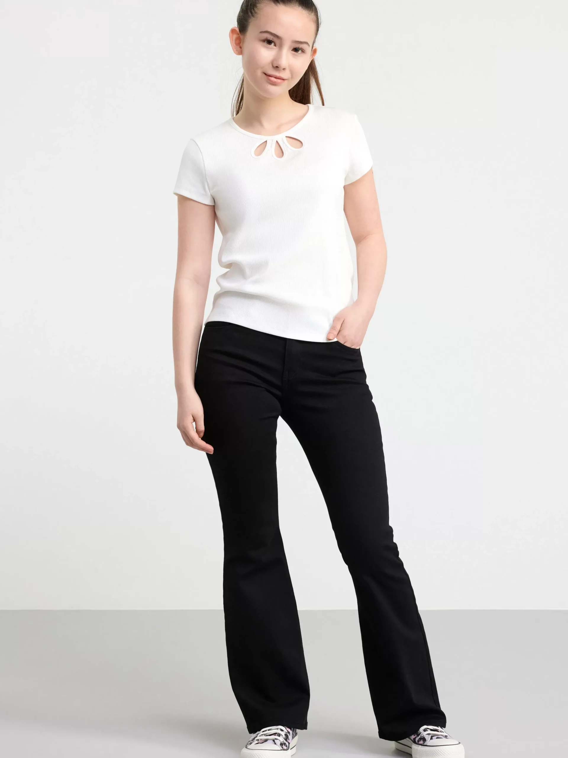 Toppar & T-Shirts>Lindex Kortarmad Ribbad Topp Off White