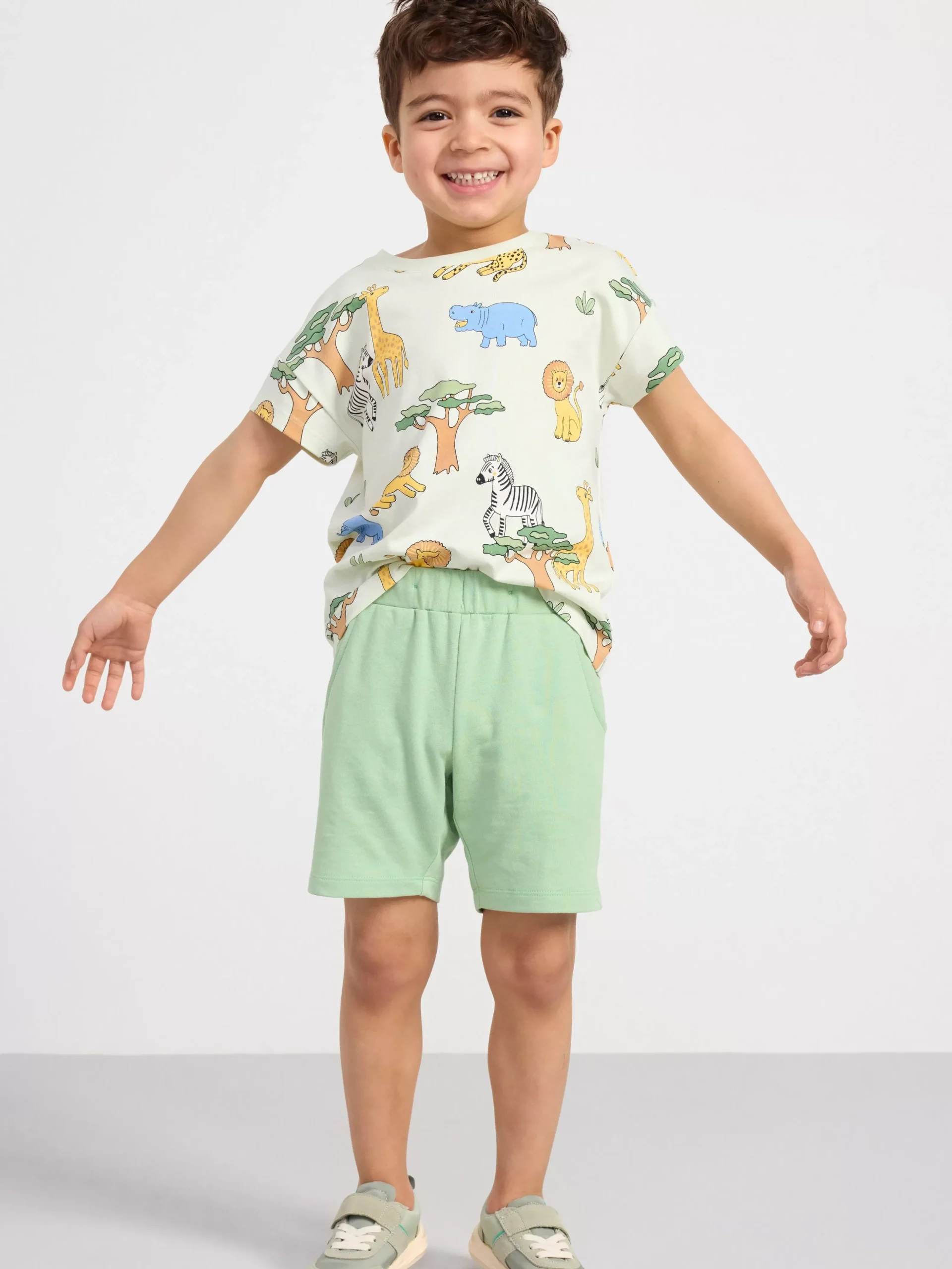Toppar & T-Shirts>Lindex Kortarmad Topp Med Djur Light Dusty Green