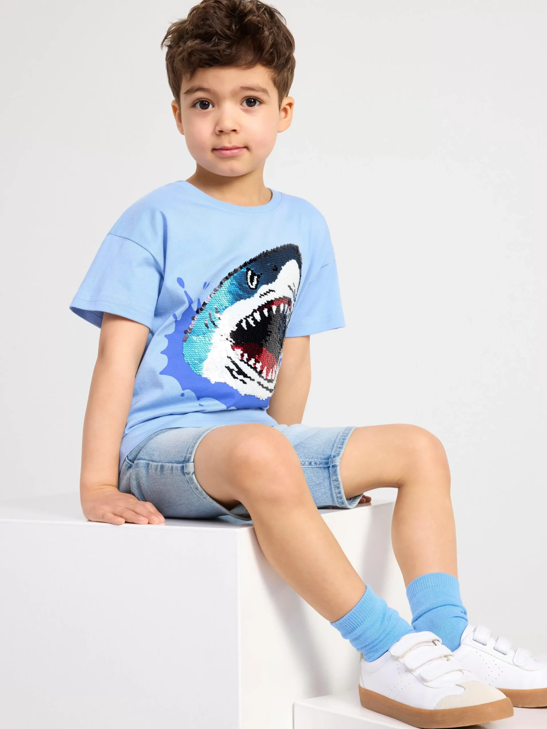 Toppar & T-Shirts>Lindex Kortarmad Topp Med Vandbara Paljetter Lt Dusty Blue