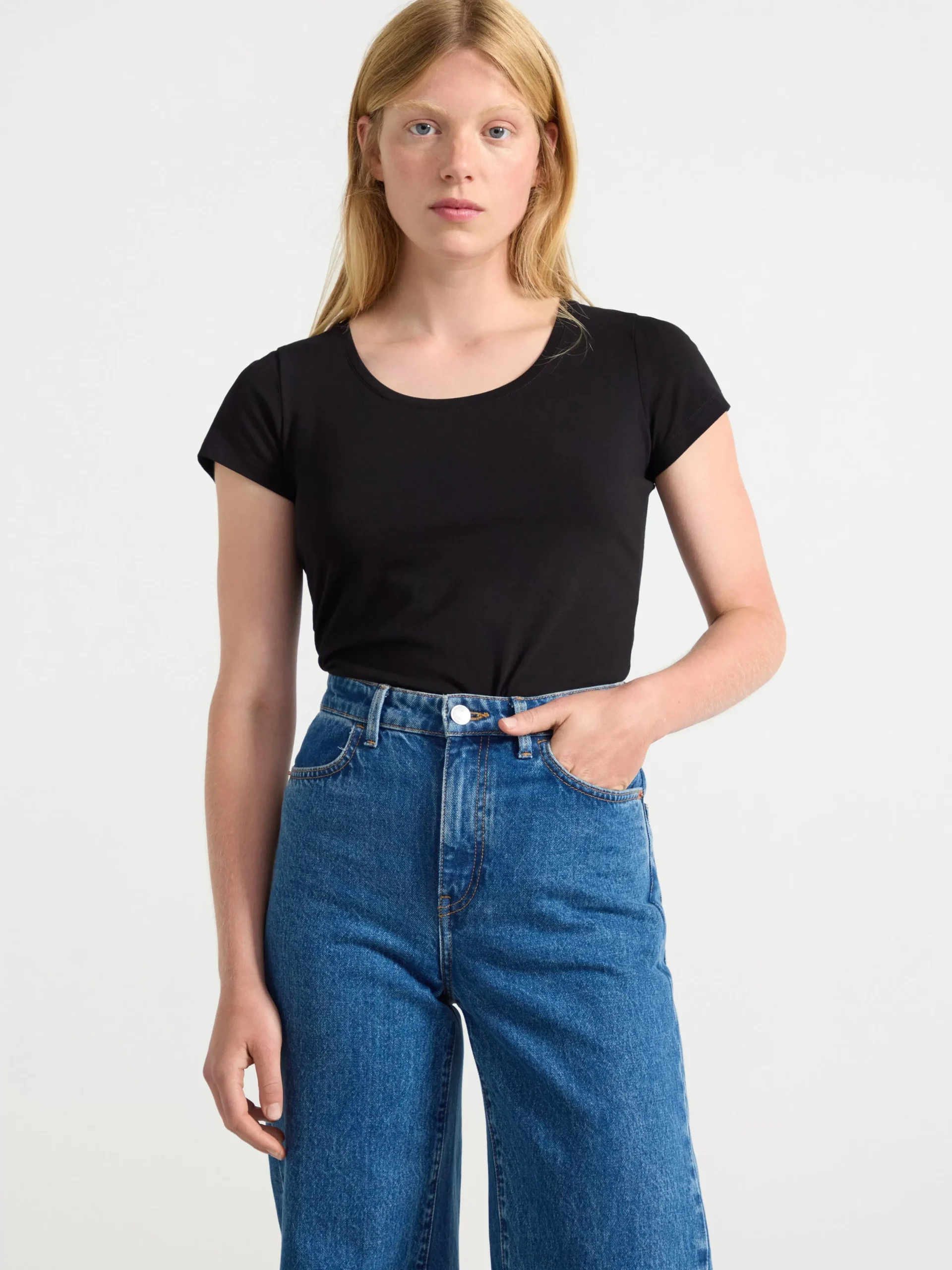 Toppar & T-Shirts>Lindex Kortarmad T-Shirt I Bomull Black
