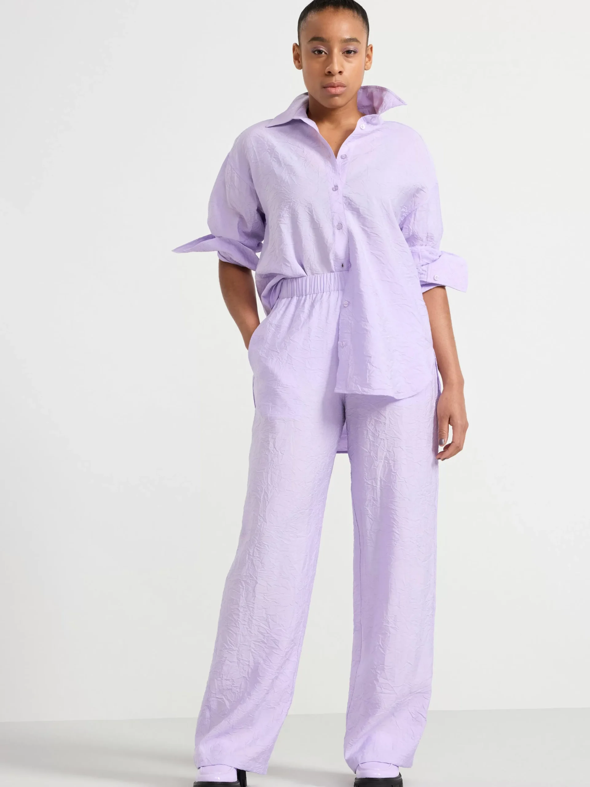 Blusar & Skjortor>Lindex Krinklad Langarmad Skjorta Light Lilac