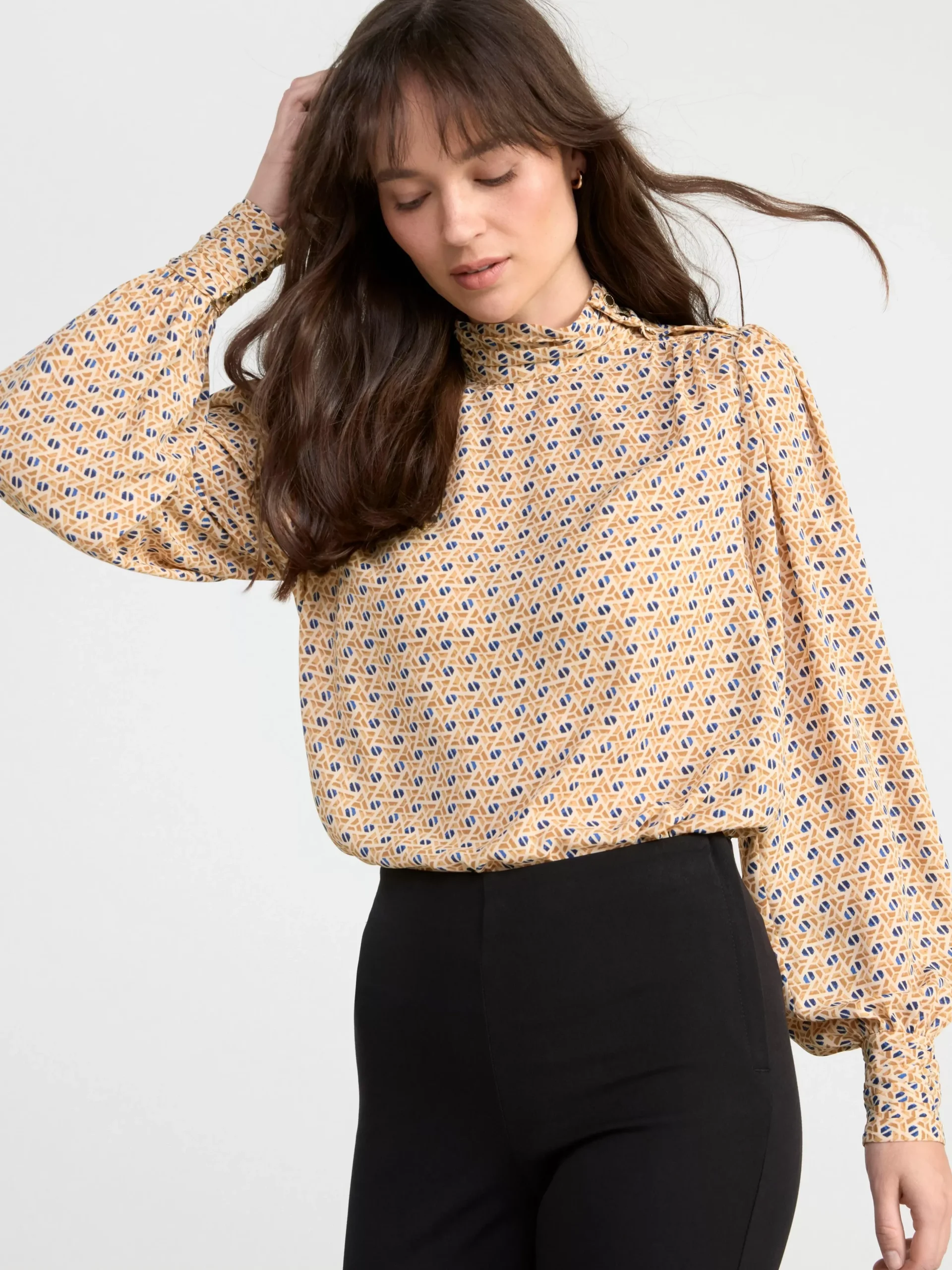 Blusar & Skjortor>Lindex Langarmad Blus Dark Dusty Beige