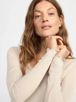 Toppar & T-Shirts>Lindex Langarmad Ribbad Topp Light Beige