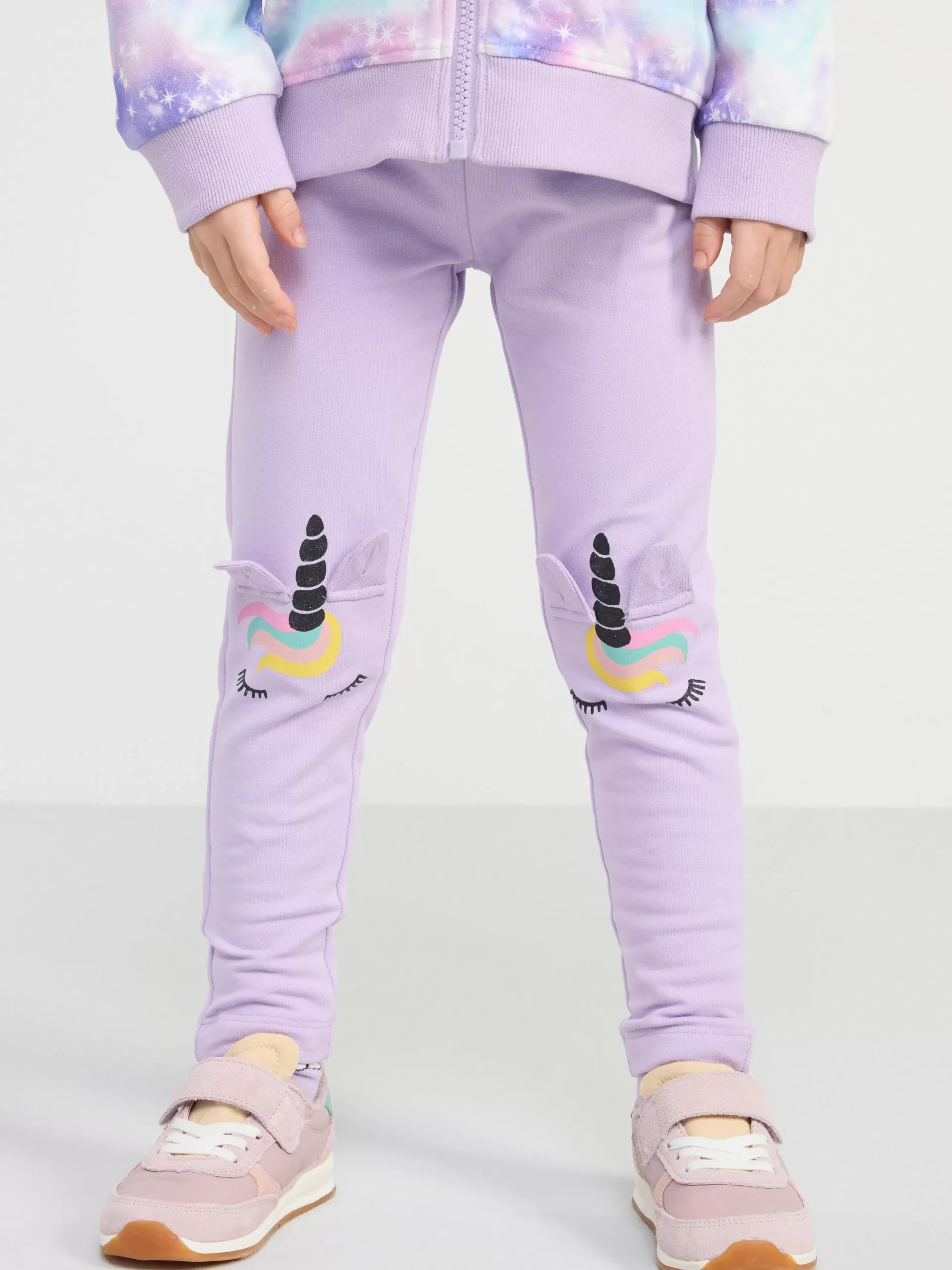 Byxor & Leggings>Lindex Leggings Med Applikationer Pa Knana Light Lilac
