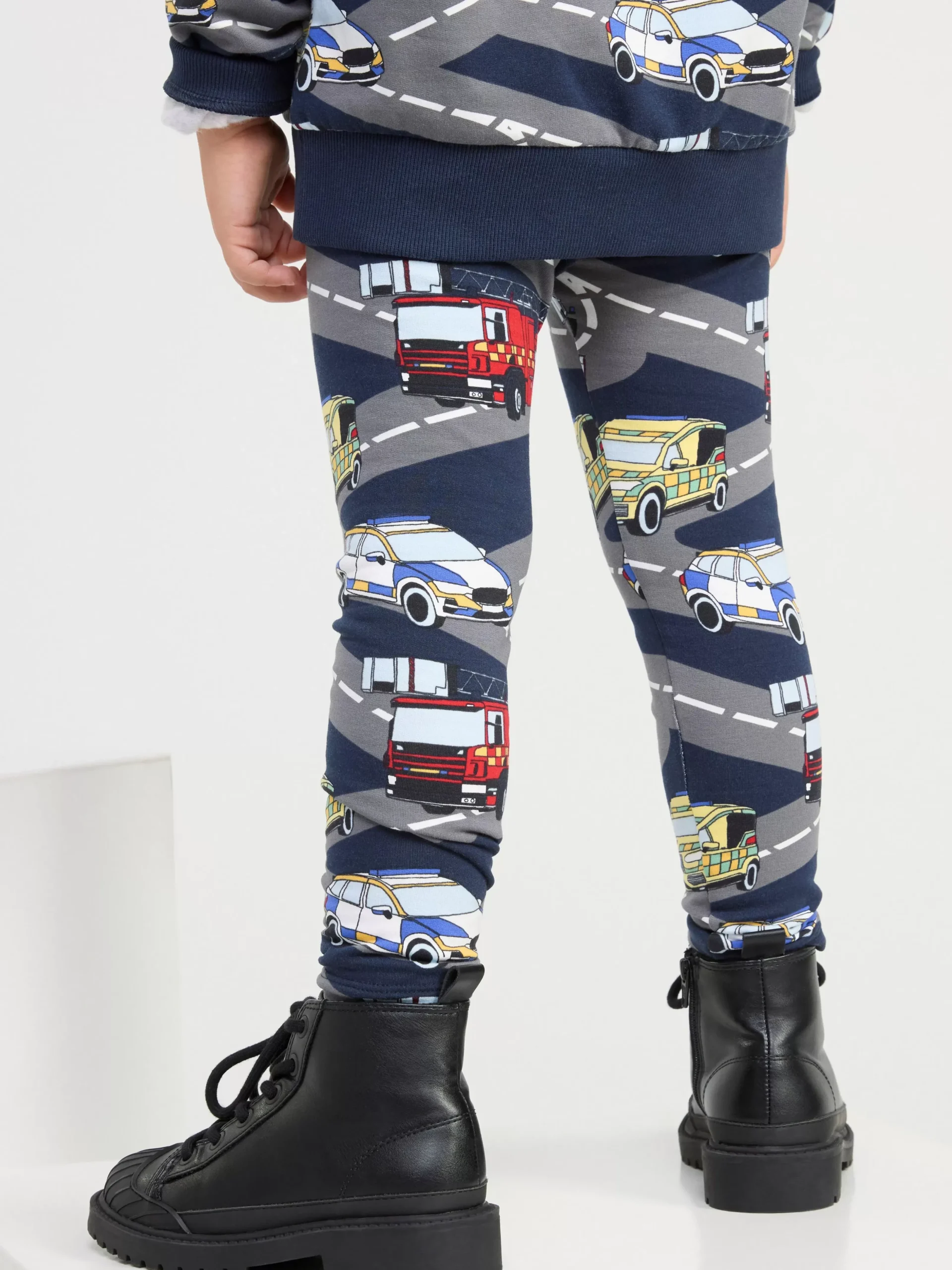 Byxor & Leggings>Lindex Leggings Med Borstad Insida Och Bilar Dark Navy