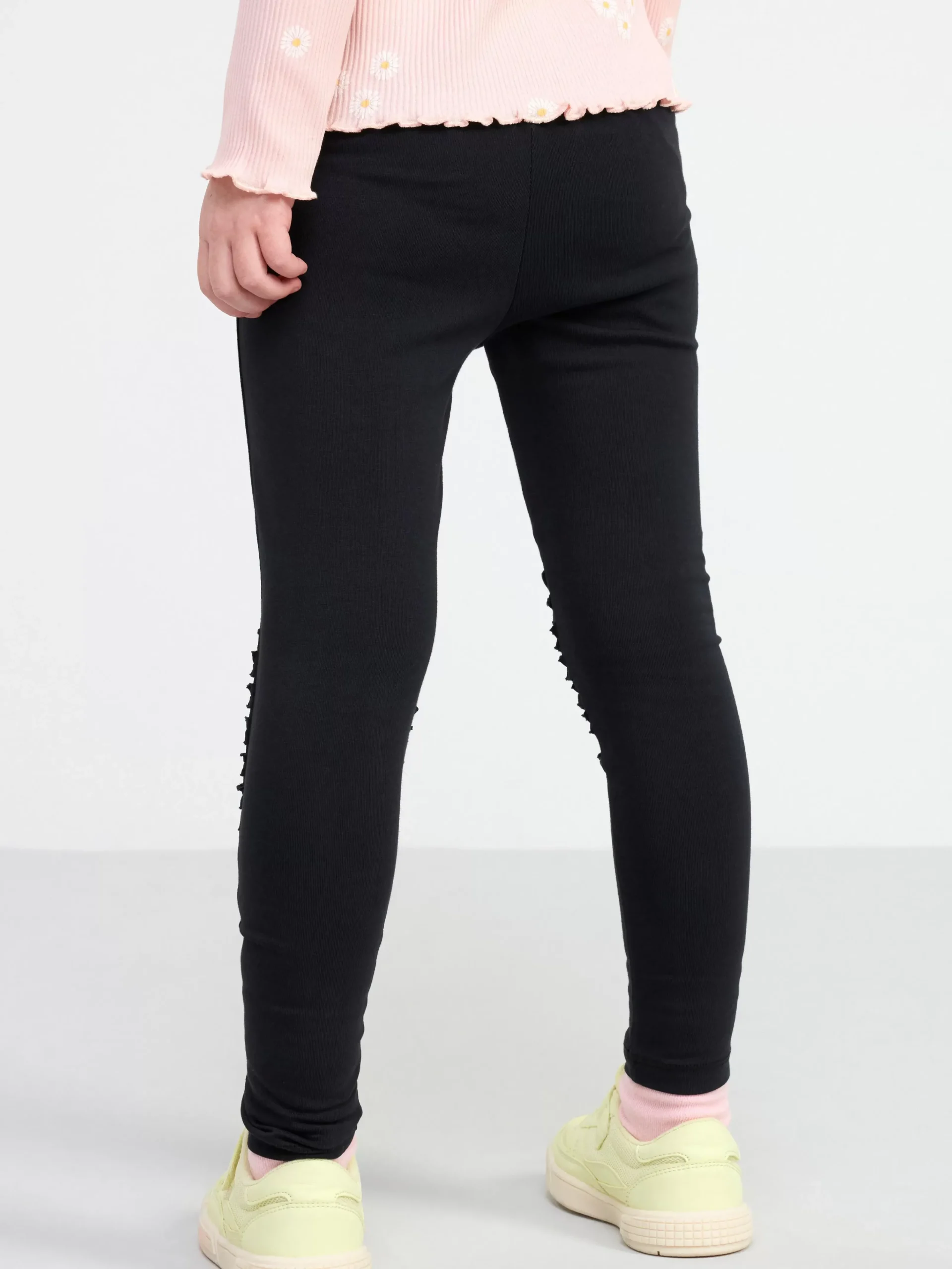 Byxor & Leggings>Lindex Leggings Med Volang Pa Knana Off Black
