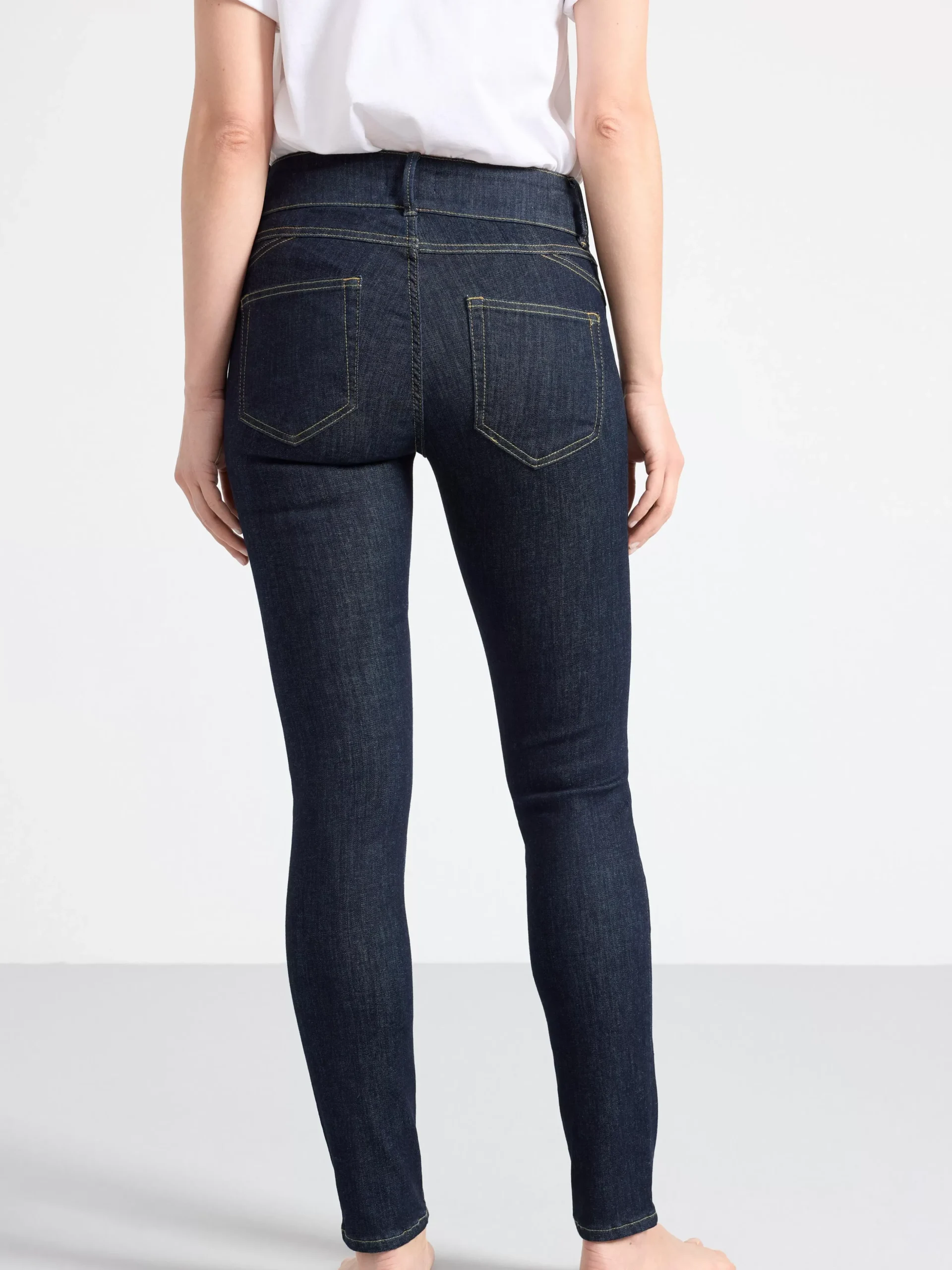 Jeans>Lindex Lilly Bla Slim Fit Shapingjeans Dark Denim