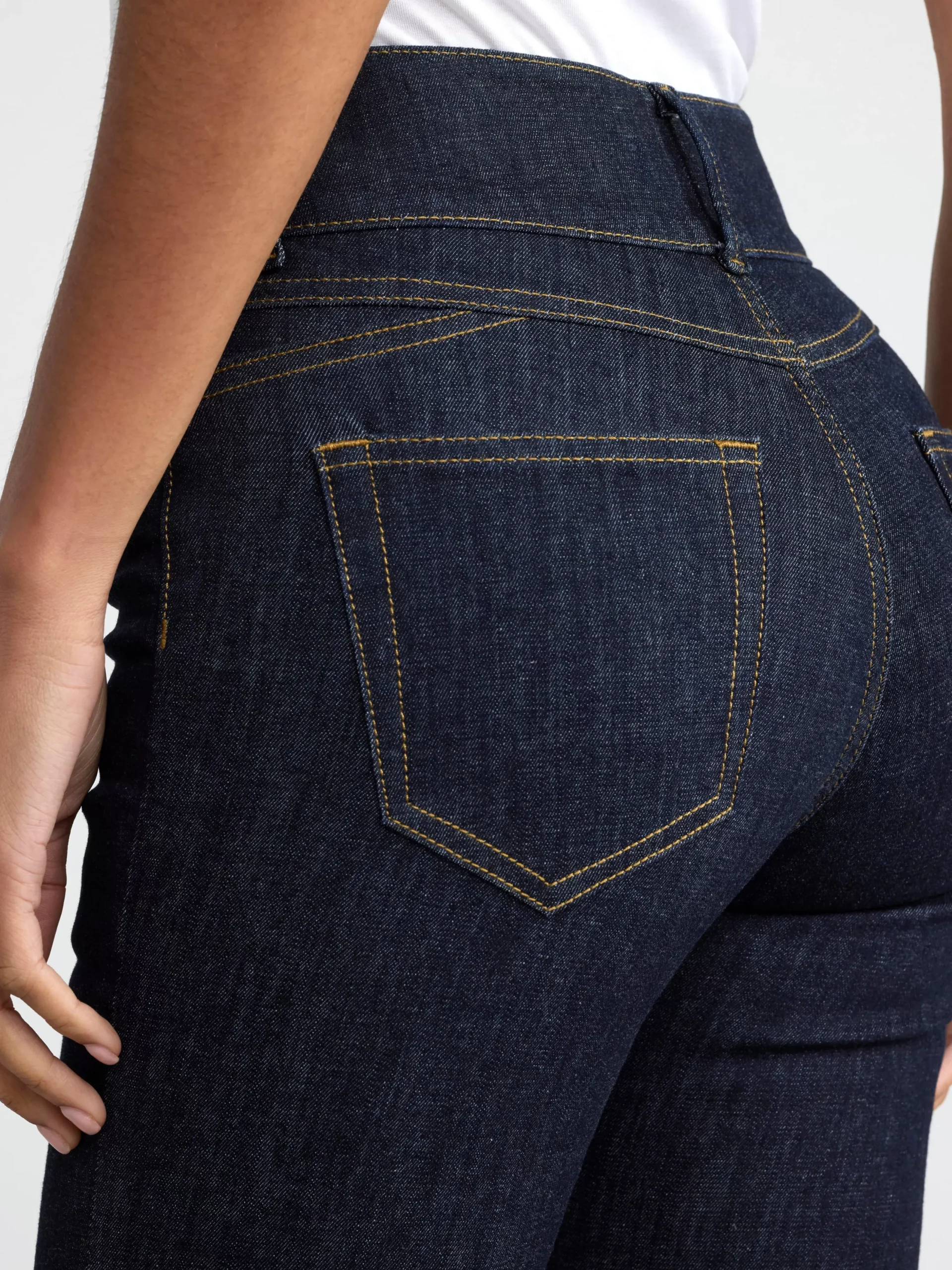Jeans>Lindex Lilly Bla Slim Fit Shapingjeans Dark Denim