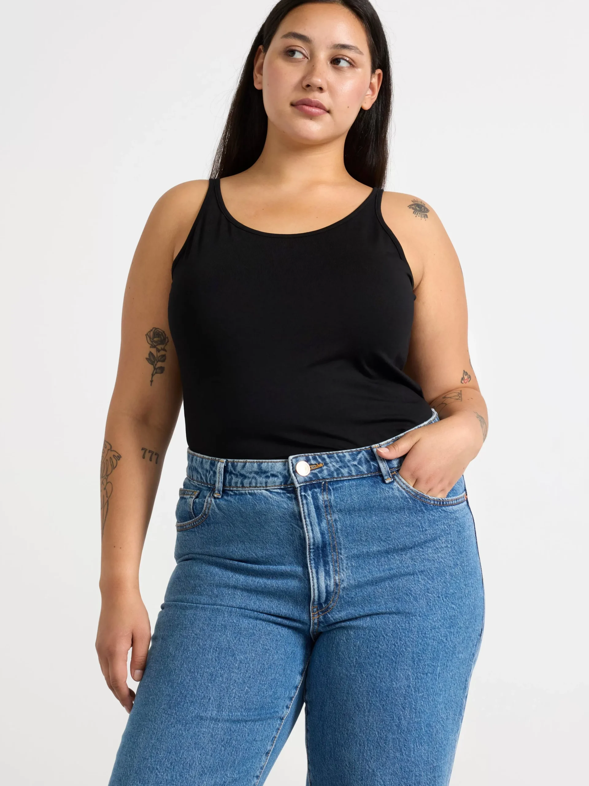 Toppar & T-Shirts>Lindex Linne Black