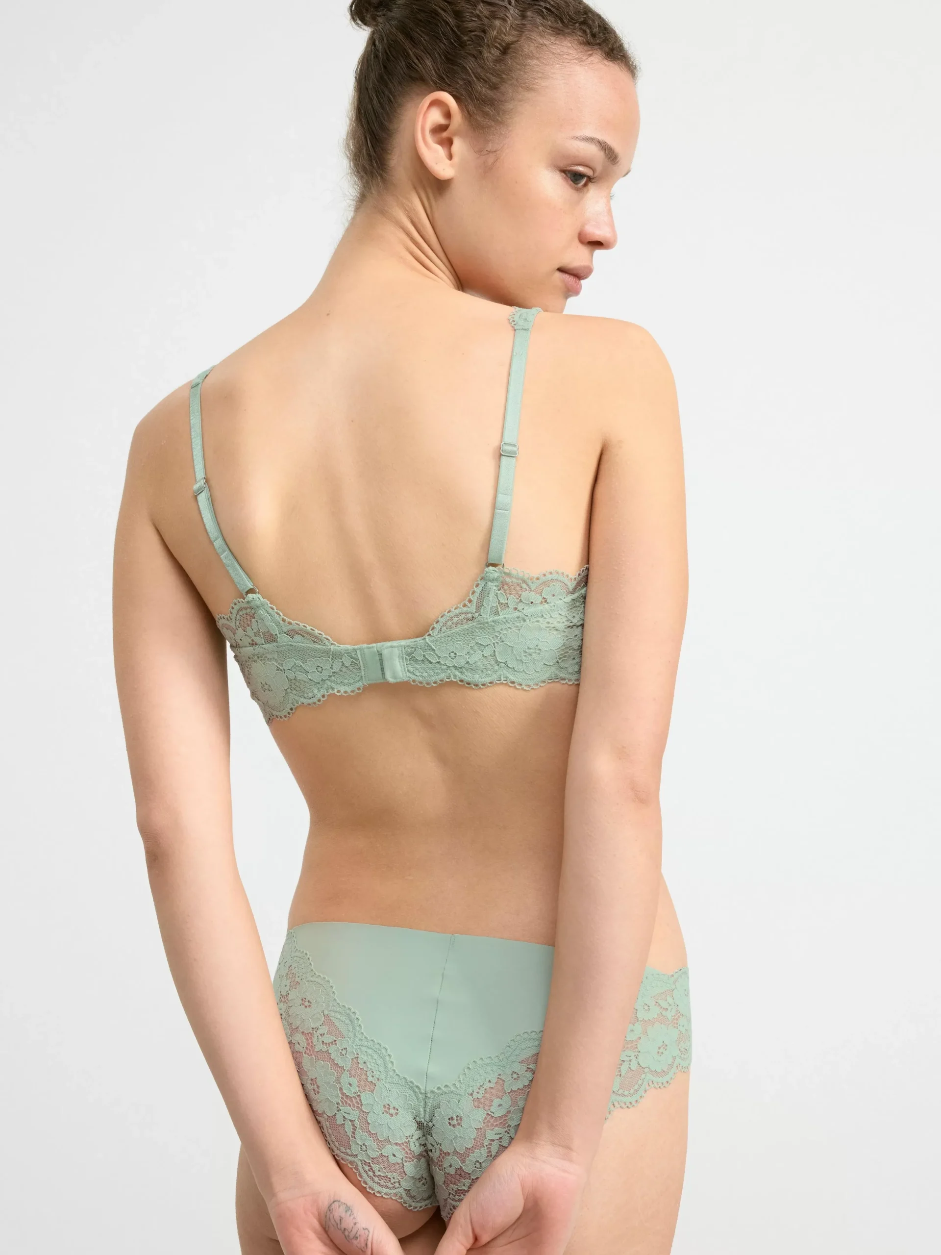 Bh>Lindex Malva Push-Up Bh Med Spets Light Dusty Green