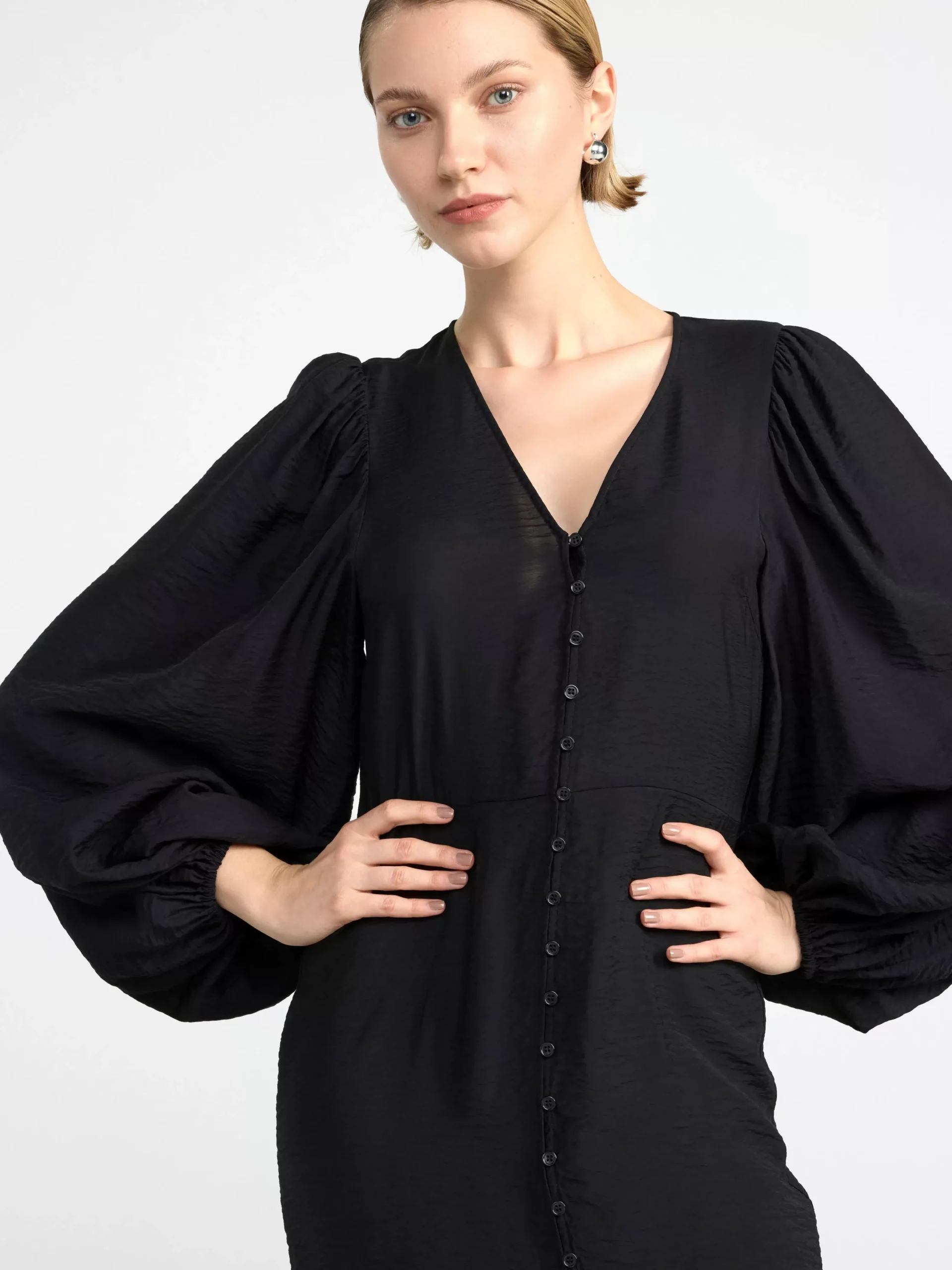 Klänningar>Lindex Midiklanning Med Puffarm Black