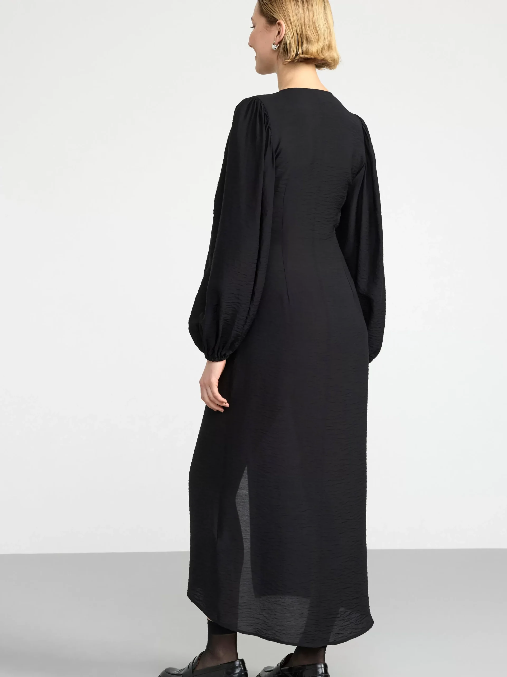 Klänningar>Lindex Midiklanning Med Puffarm Black