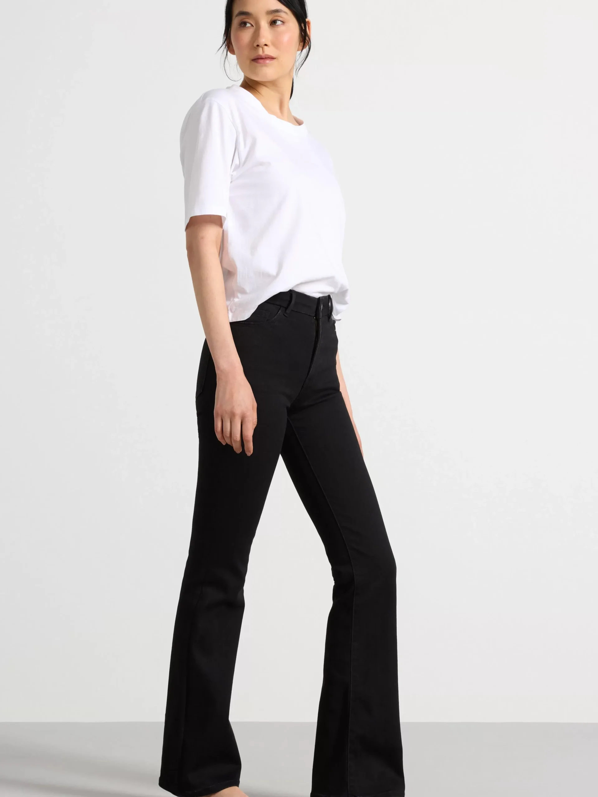 Jeans>Lindex Mira Curve Super Stretch Flared Jeans Black