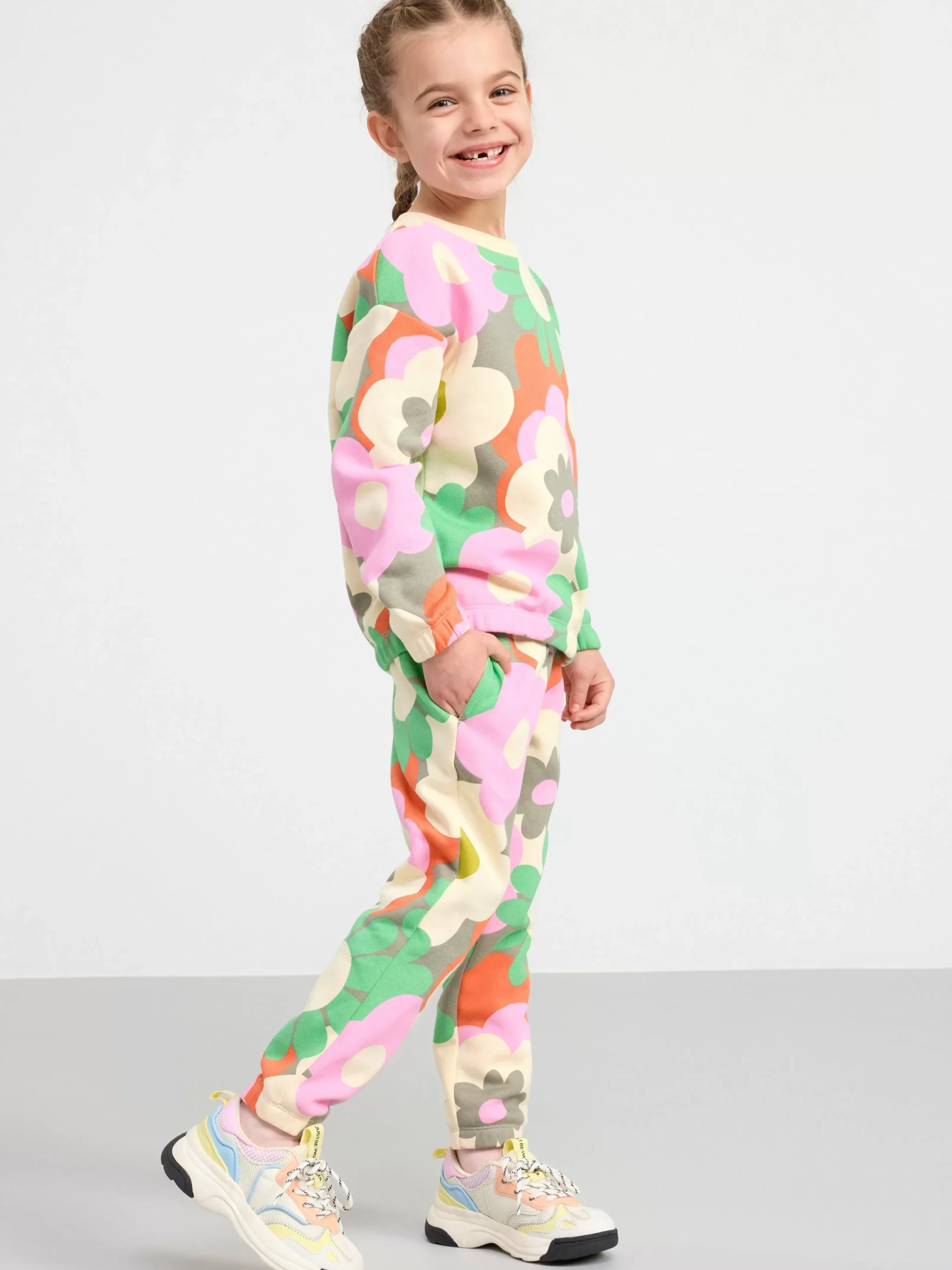 Byxor & Leggings>Lindex Mjukisbyxor Med Blommor Och Borstad Insida Light Dusty Khaki